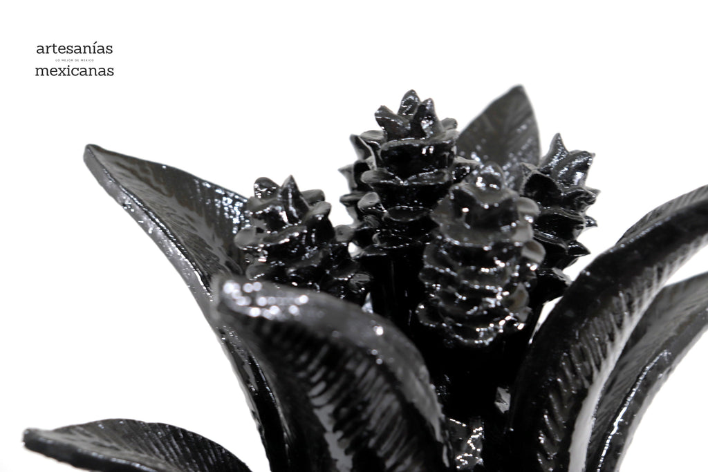 Pineapple black with Spikes - 36 in. Juan Gtz