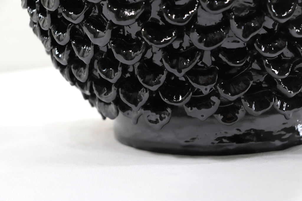 Pineapple black with Petals - 36 in. Juan Gtz