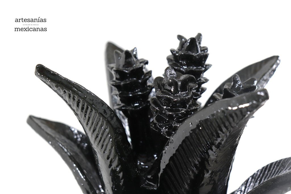 Pineapple black with Petals - 36 in. Juan Gtz