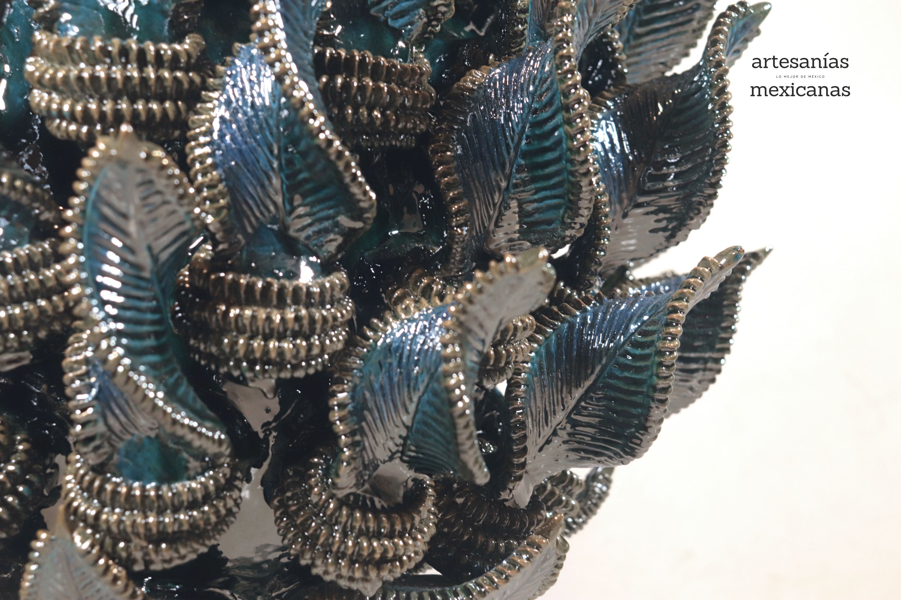 Michoacán Clay Pineapple - Alga Marina - Piece Contest - 36 in. Chema SJG