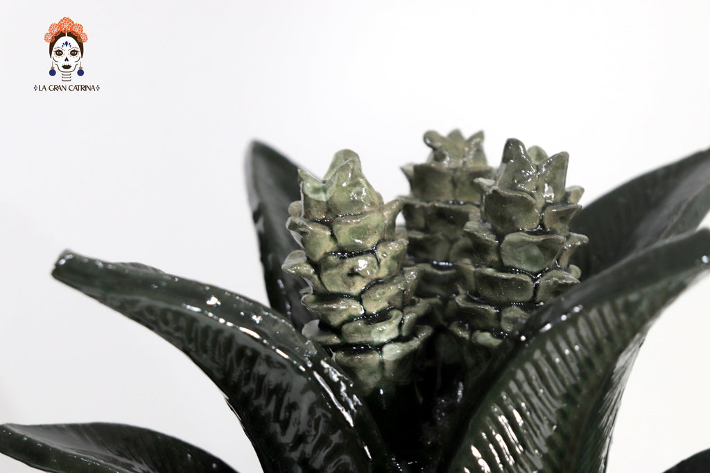 Green Pineapple with Spikes obscuro - 36 in. - Made to Order Juan Gtz