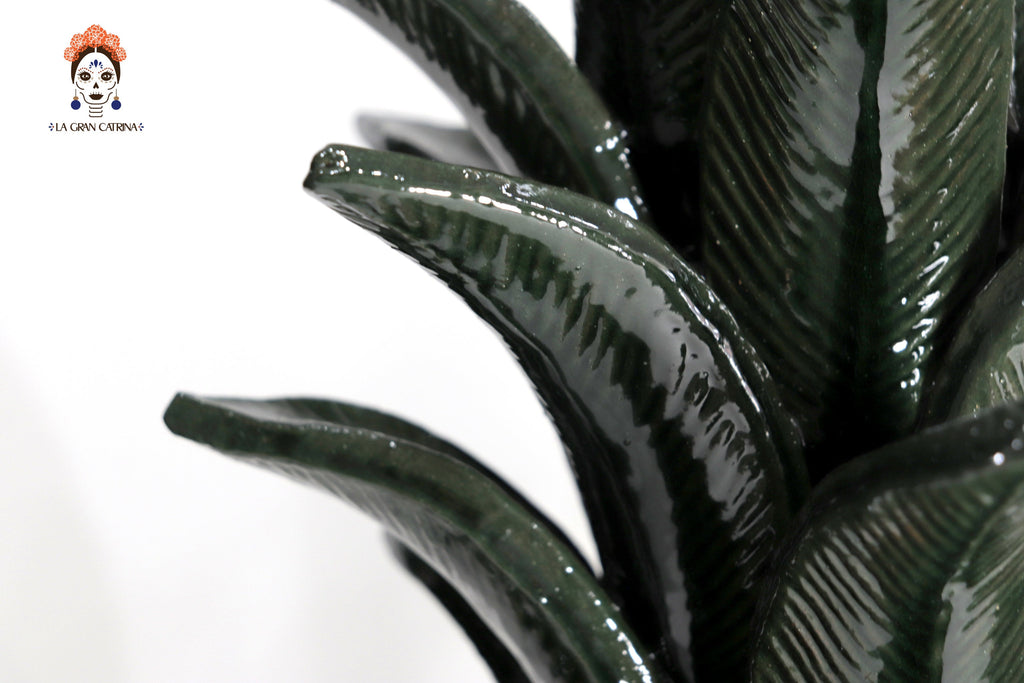 Green Pineapple with Spikes obscuro - 36 in. - Made to Order Juan Gtz