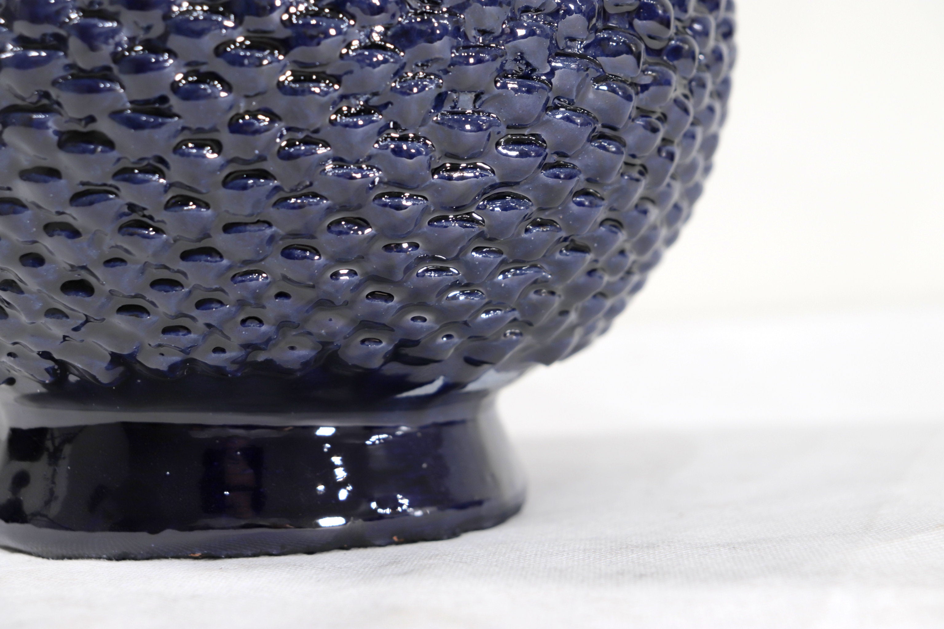 Blue Pineapple of tejido with Wavy Lid - 20 in. Juan Gtz