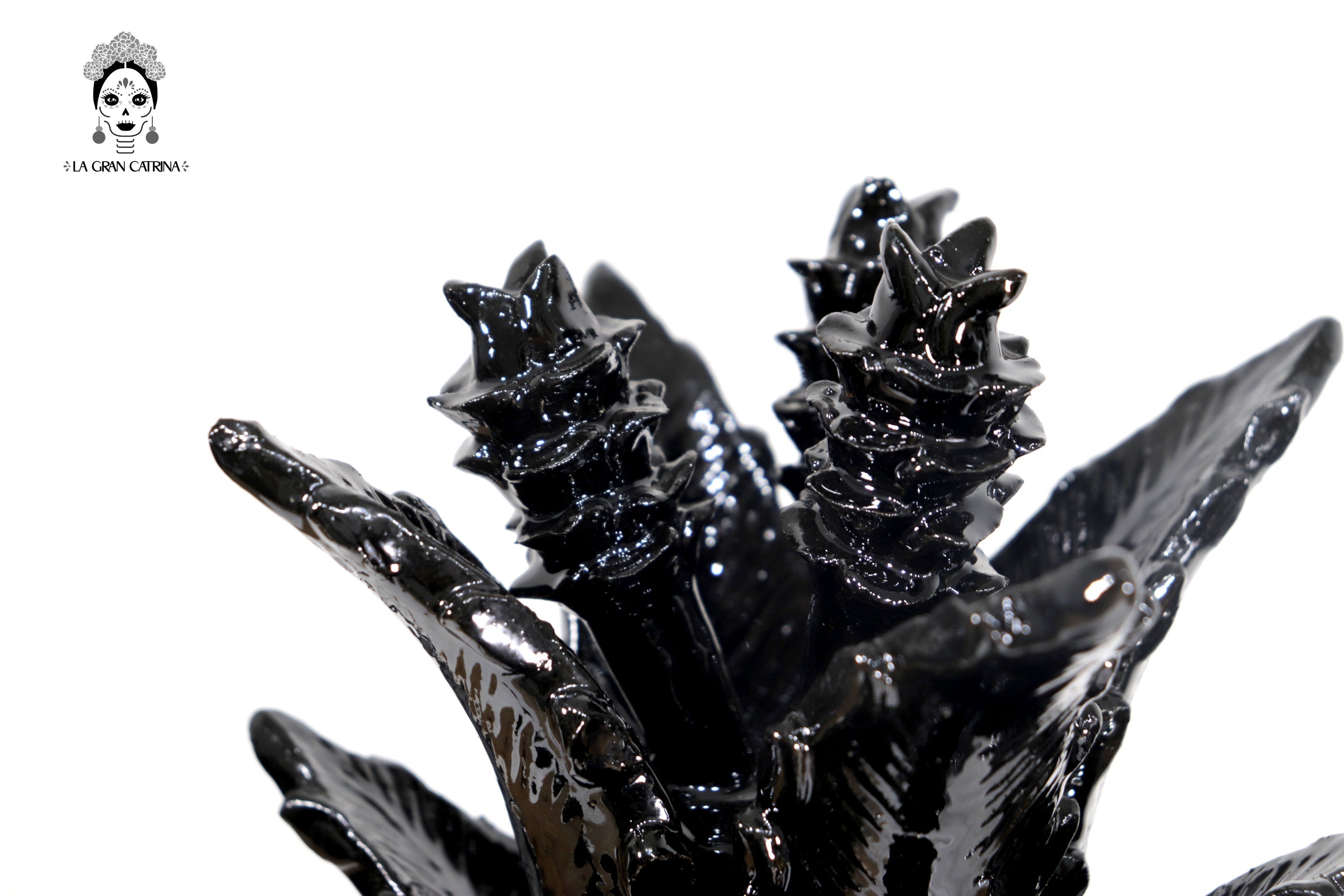 Michoacán Clay Pineapple - Black with Spikes - 20 in. - in. Production Juan Gtz