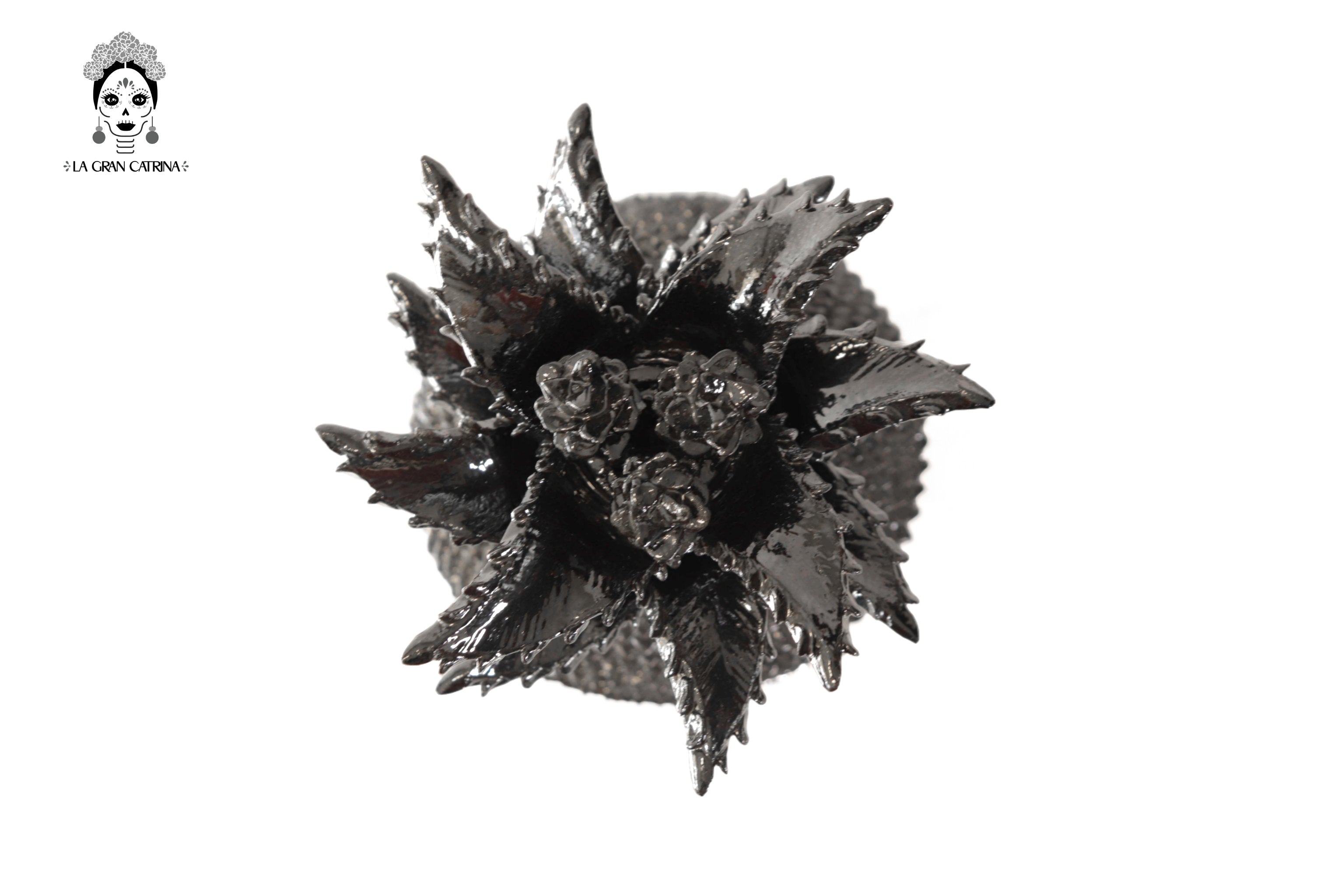Michoacán Clay Pineapple - Black with Spikes with Special Lid - 19 in. Juan Gtz