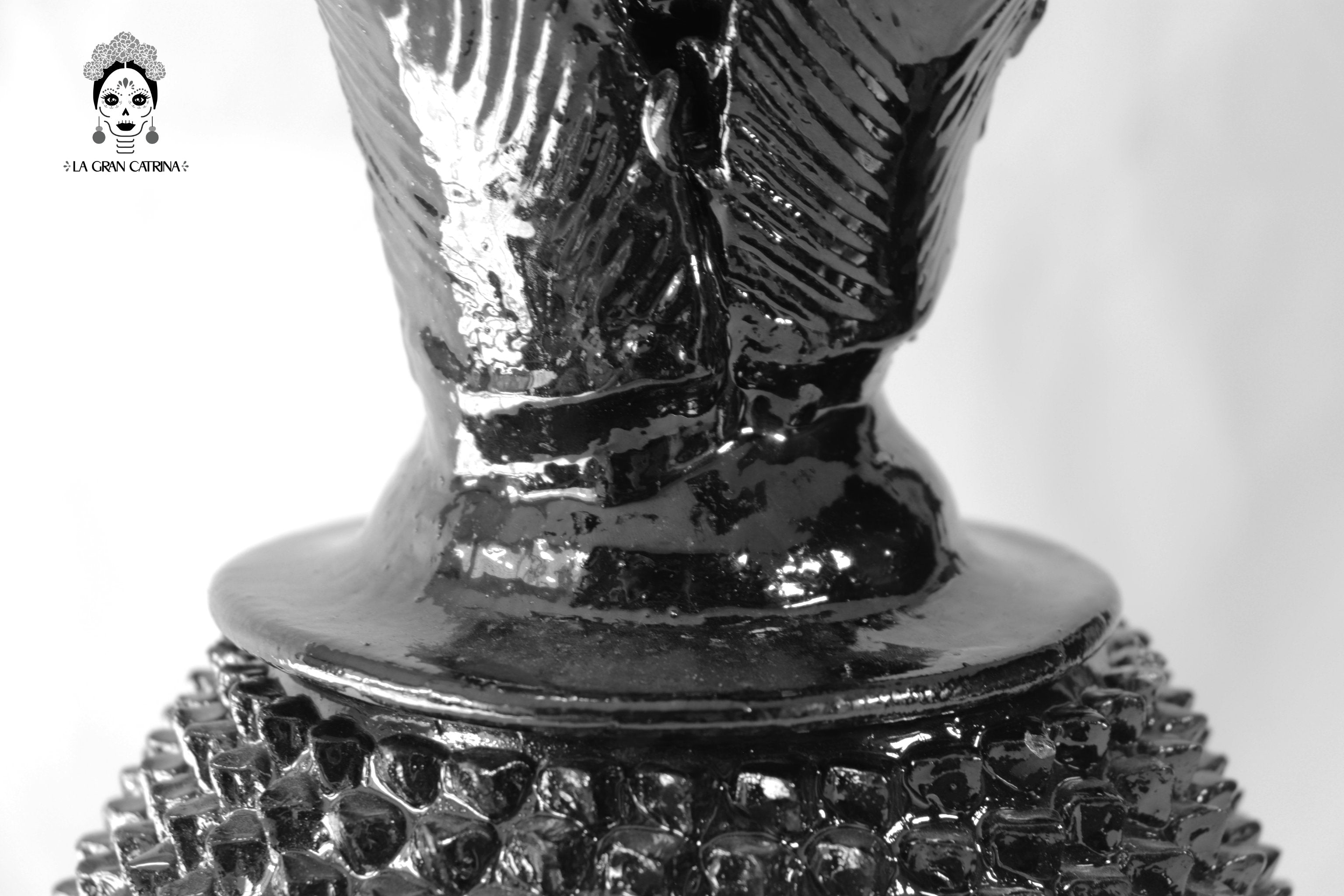 Michoacán Clay Pineapple - Black with Spikes with Special Lid - 19 in. Juan Gtz