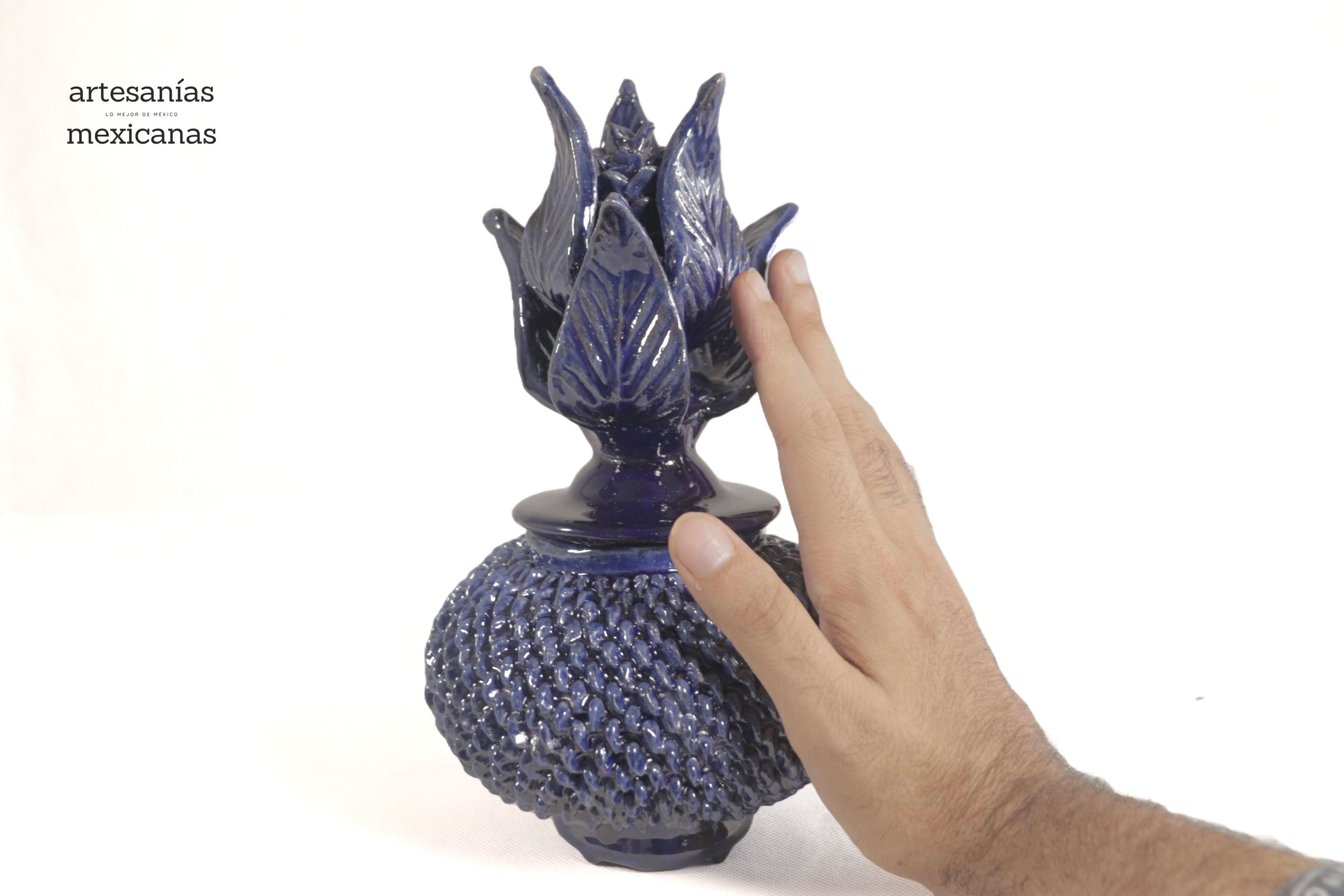 Blue Pineapple with Spikes with Curved Lid - 8.5 in. - in. Production Juan Gtz