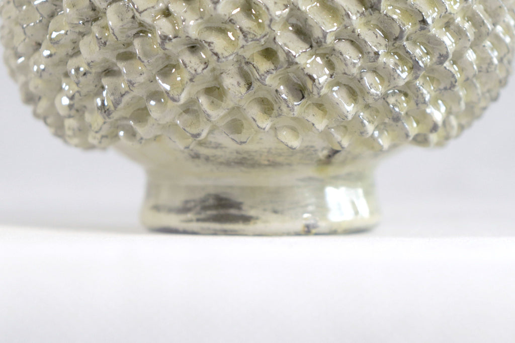 Pineapple Beige with Spikes with Curved Lid - 8.5 in. - in. Production Juan Gtz