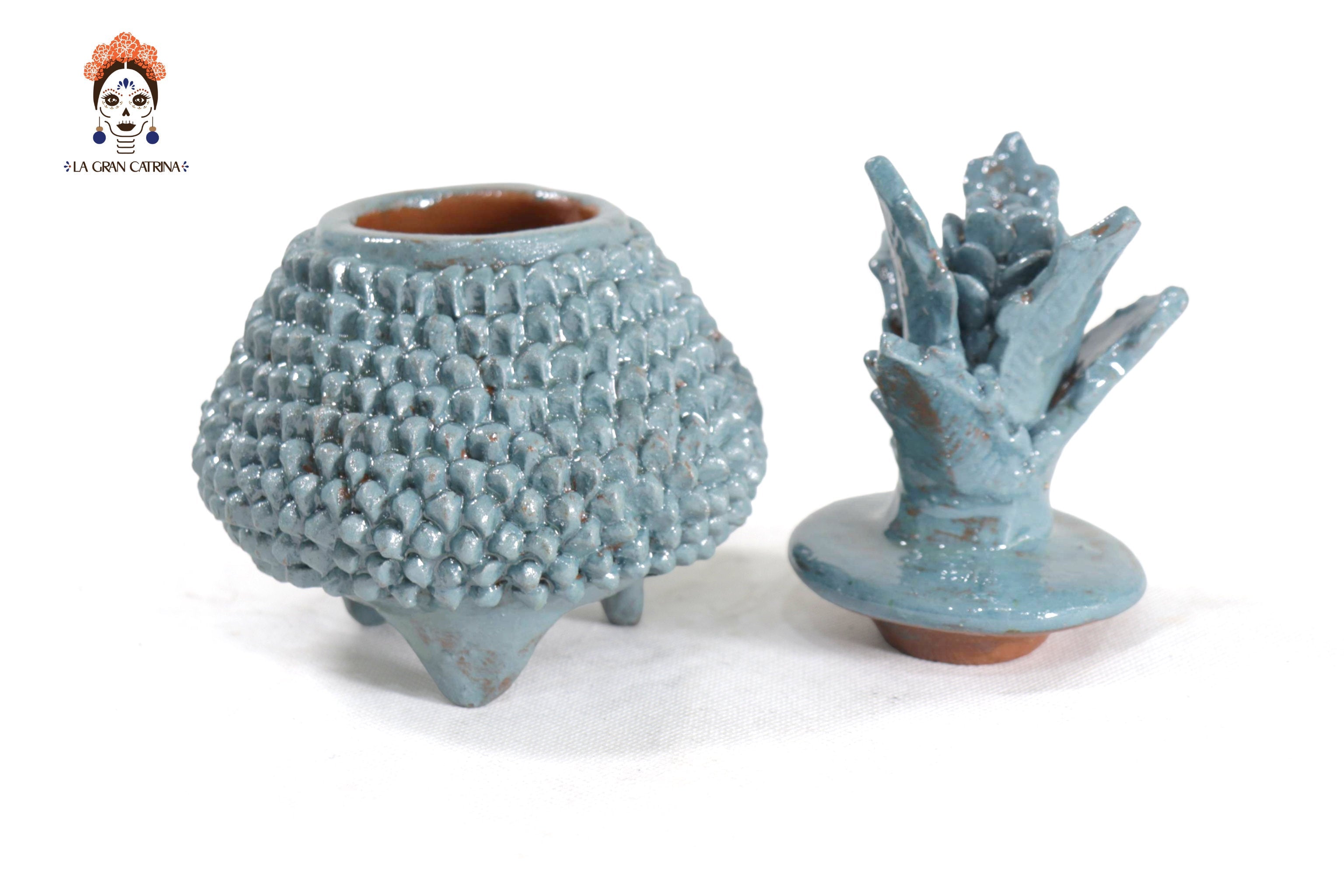 Glazed Clay Pineapple - Brick Pattern turquoise - 7.7 in. Juan Gtz