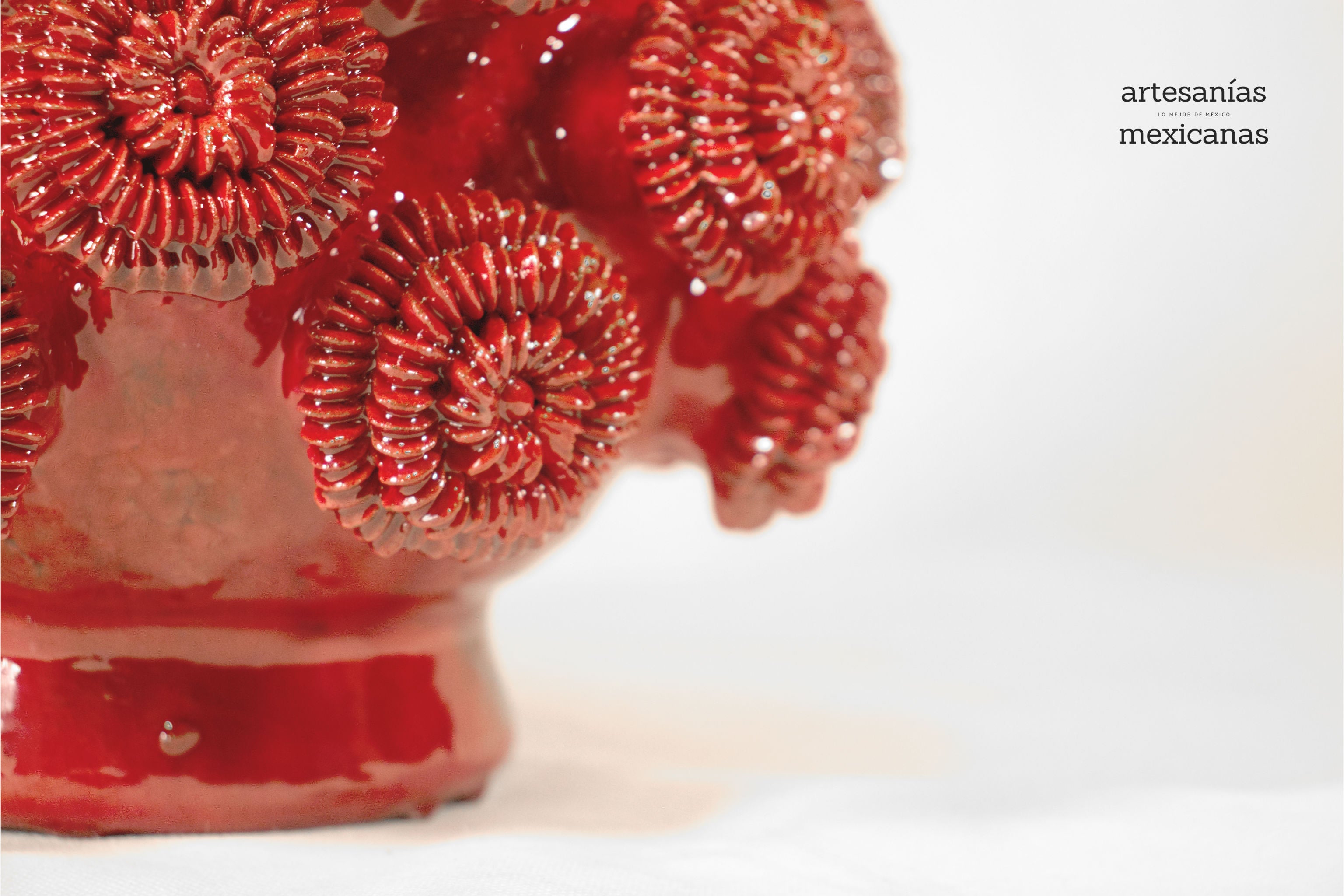 Pineapple Roja of Pinklitos - 11.4 in. - Made to Order Juan Gtz