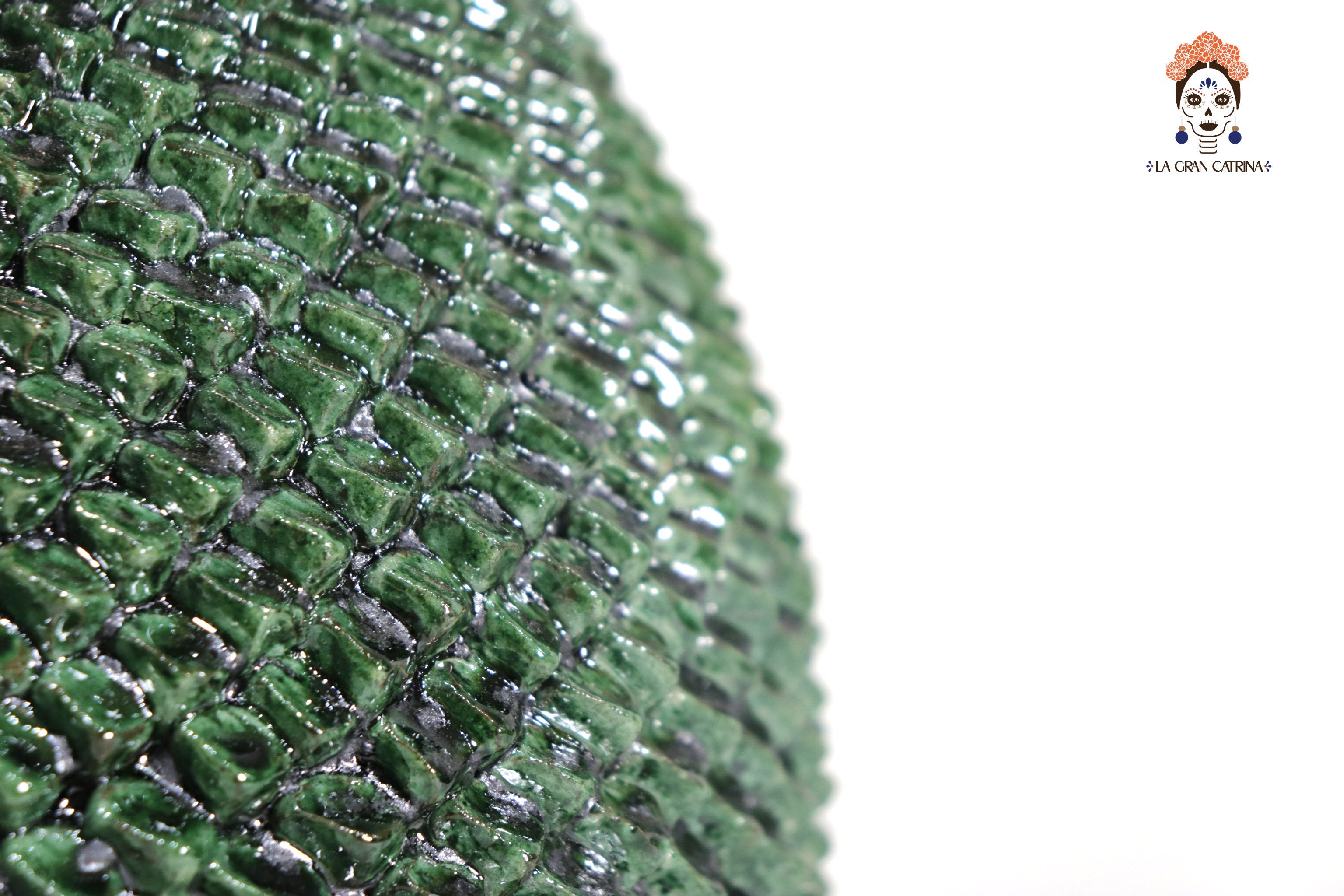 Green Pineapple with Spikes with Leaves Curved - 15 in. - Made to Order Juan Gtz