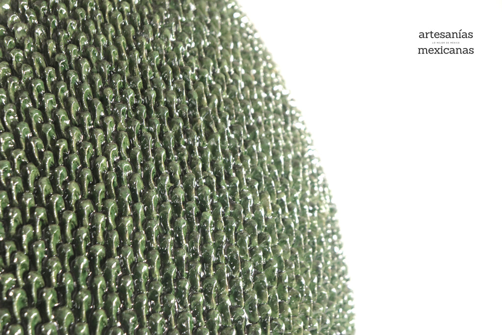 Pineapple with Spikes Greens - 26 in. Juan Gtz