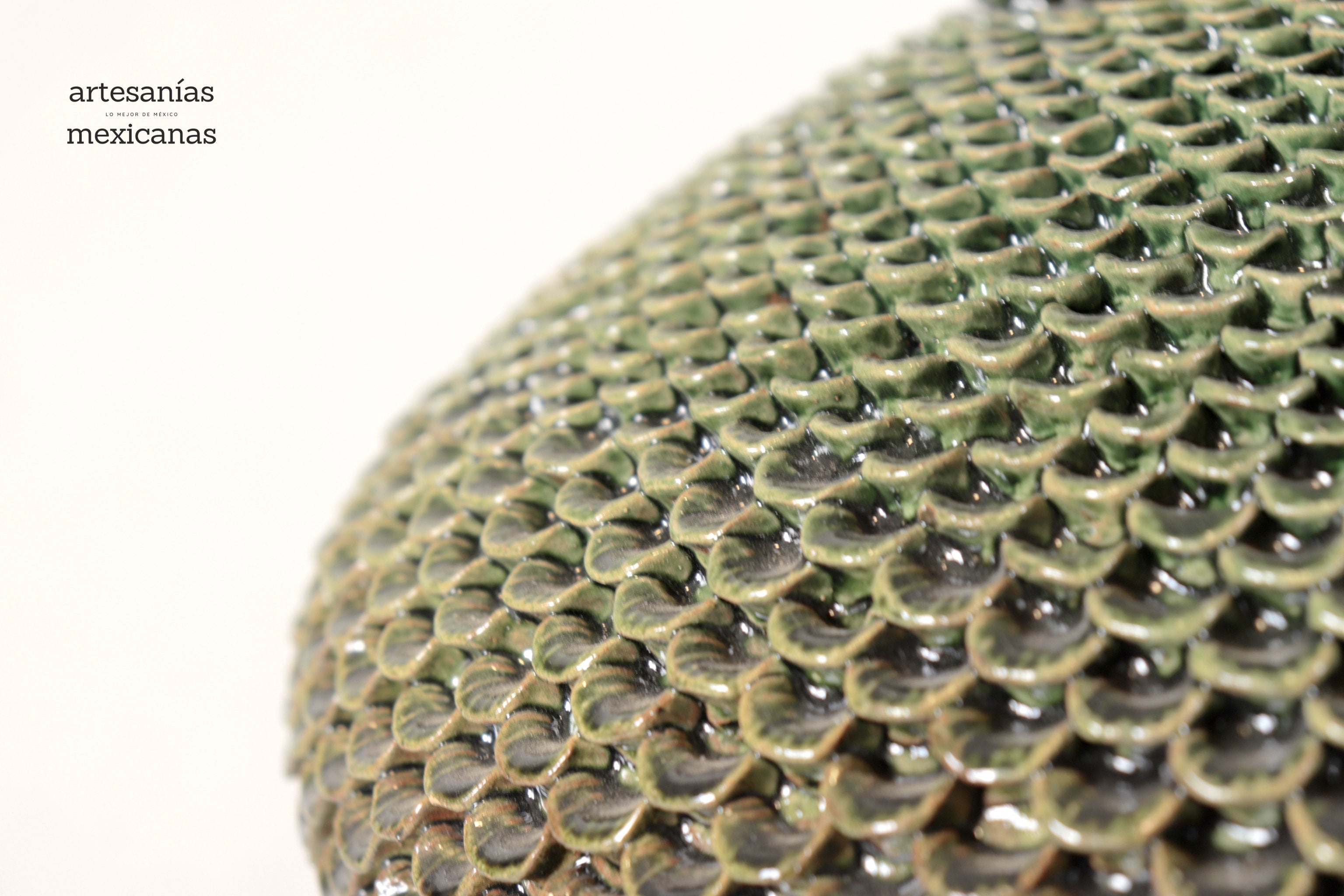 Michoacán Clay Pineapple - Saucer green - Petals finos - 24 in. - Made to Order Chema SJG