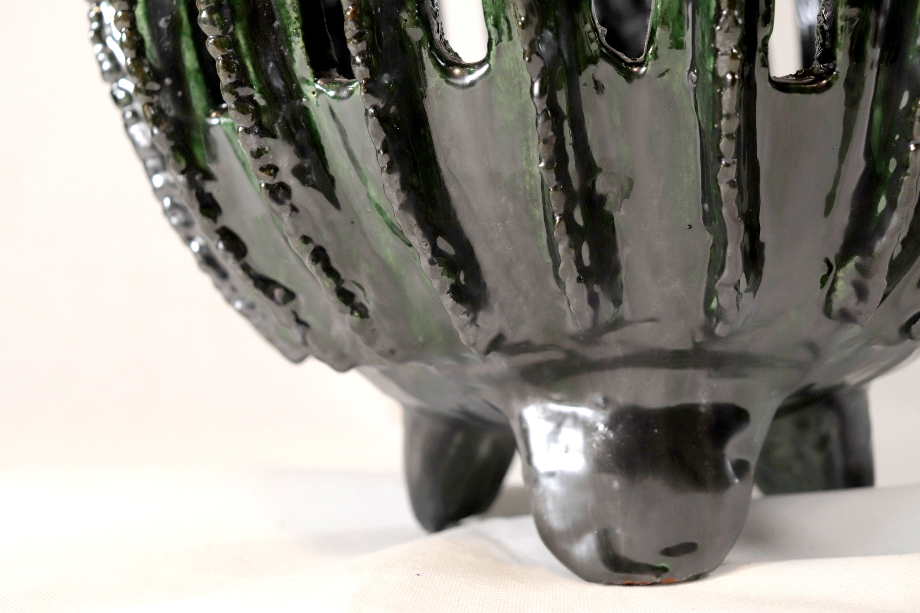 Michoacán Clay Pineapple - Green Barrel Cactus - 26.3 in. Juan Gtz