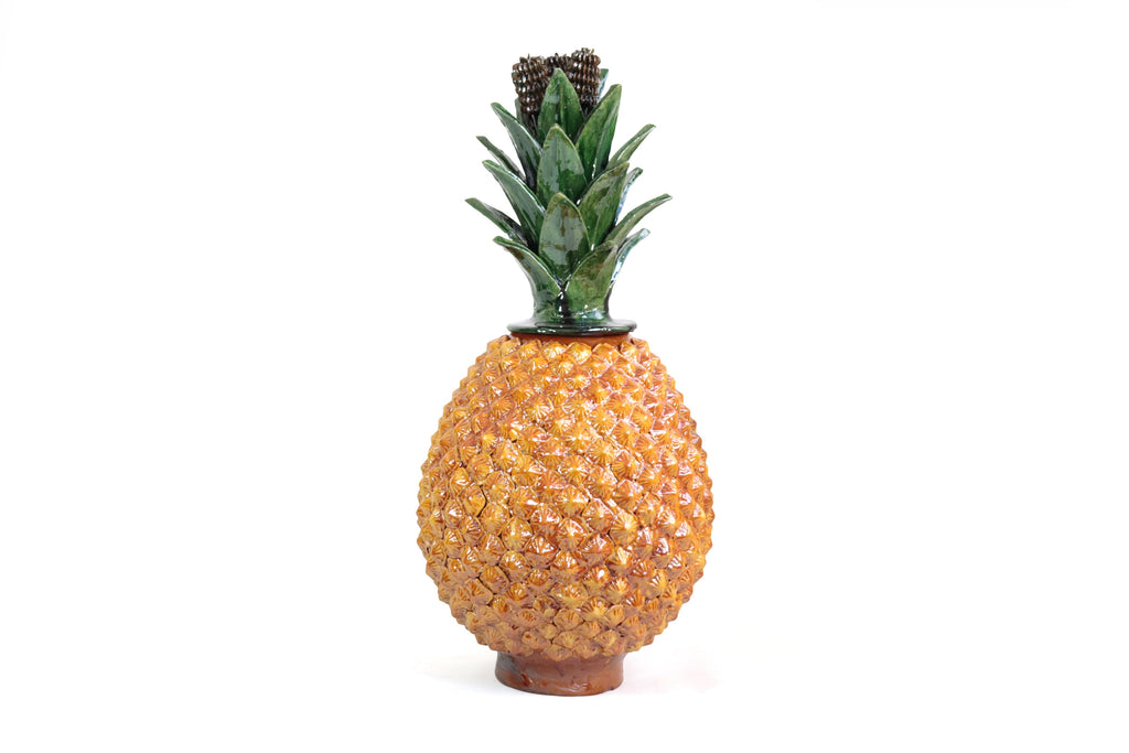Traditional Textured Pineapple - 26 in. Juan Gtz