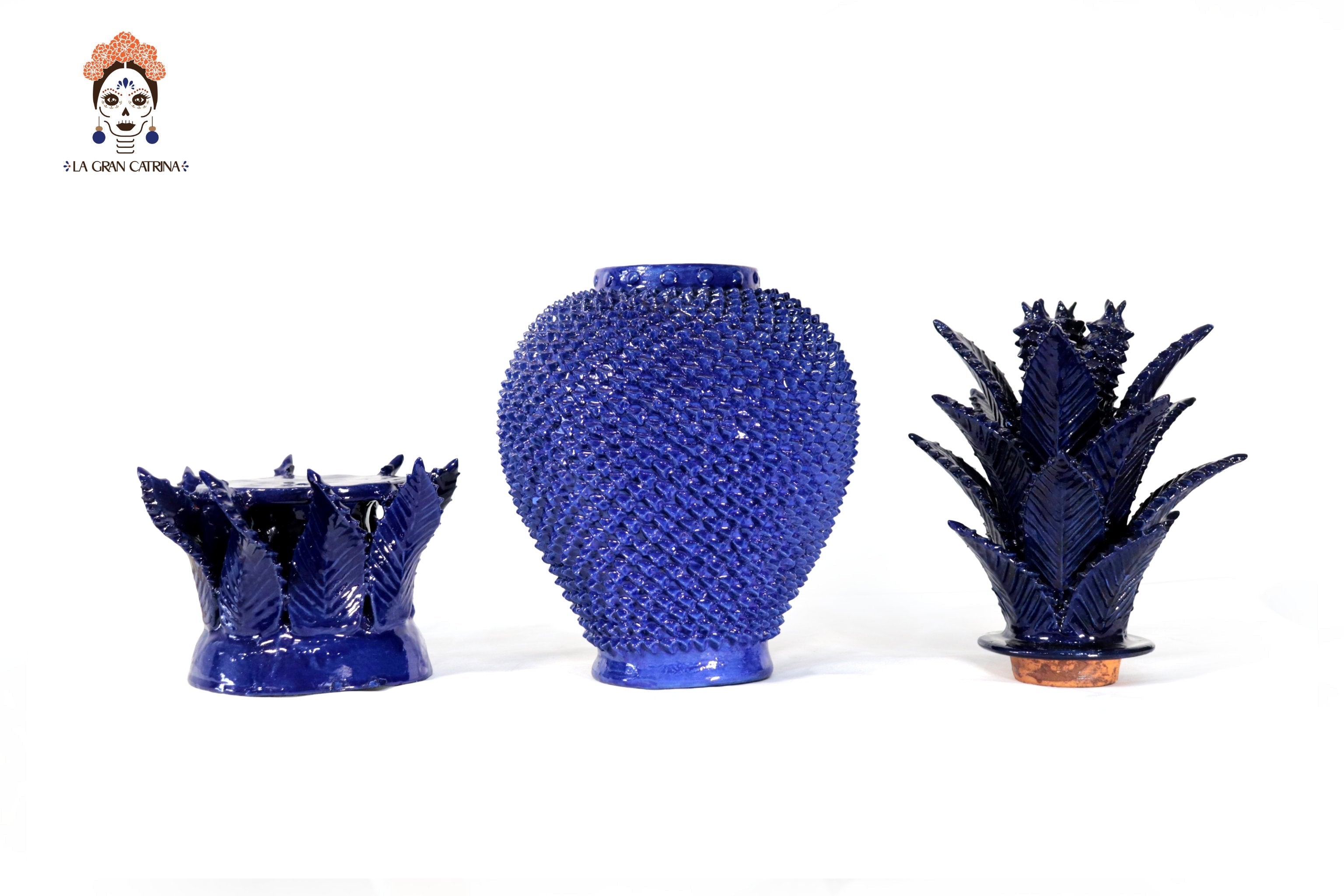 Michoacán Blue Pineapple with Base - 25.5 in. Juan Gtz