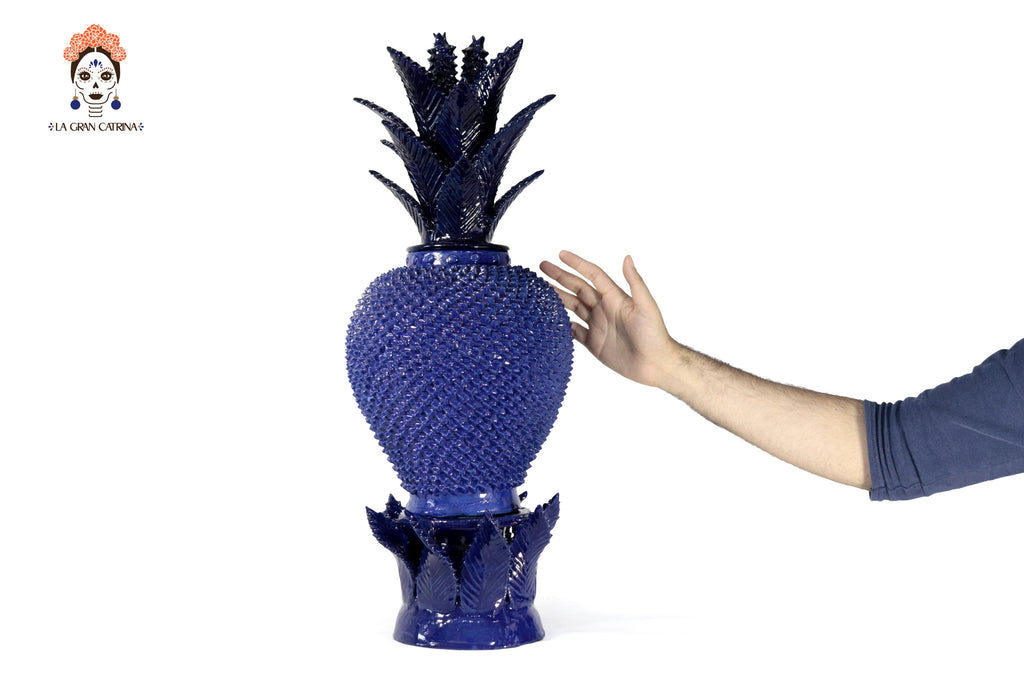 Michoacán Blue Pineapple with Base - 25.5 in. Juan Gtz