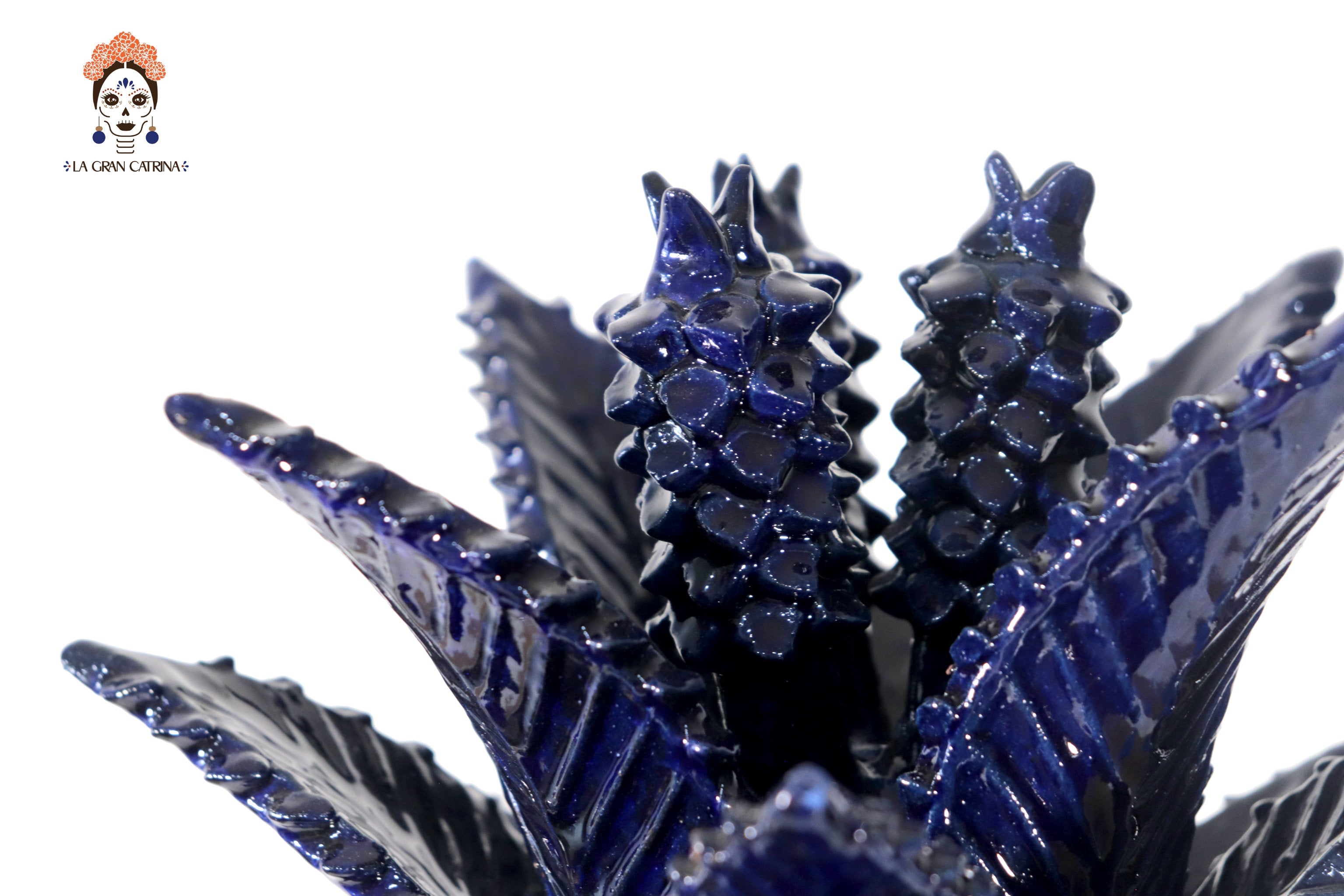 Michoacán Blue Pineapple with Base - 25.5 in. Juan Gtz