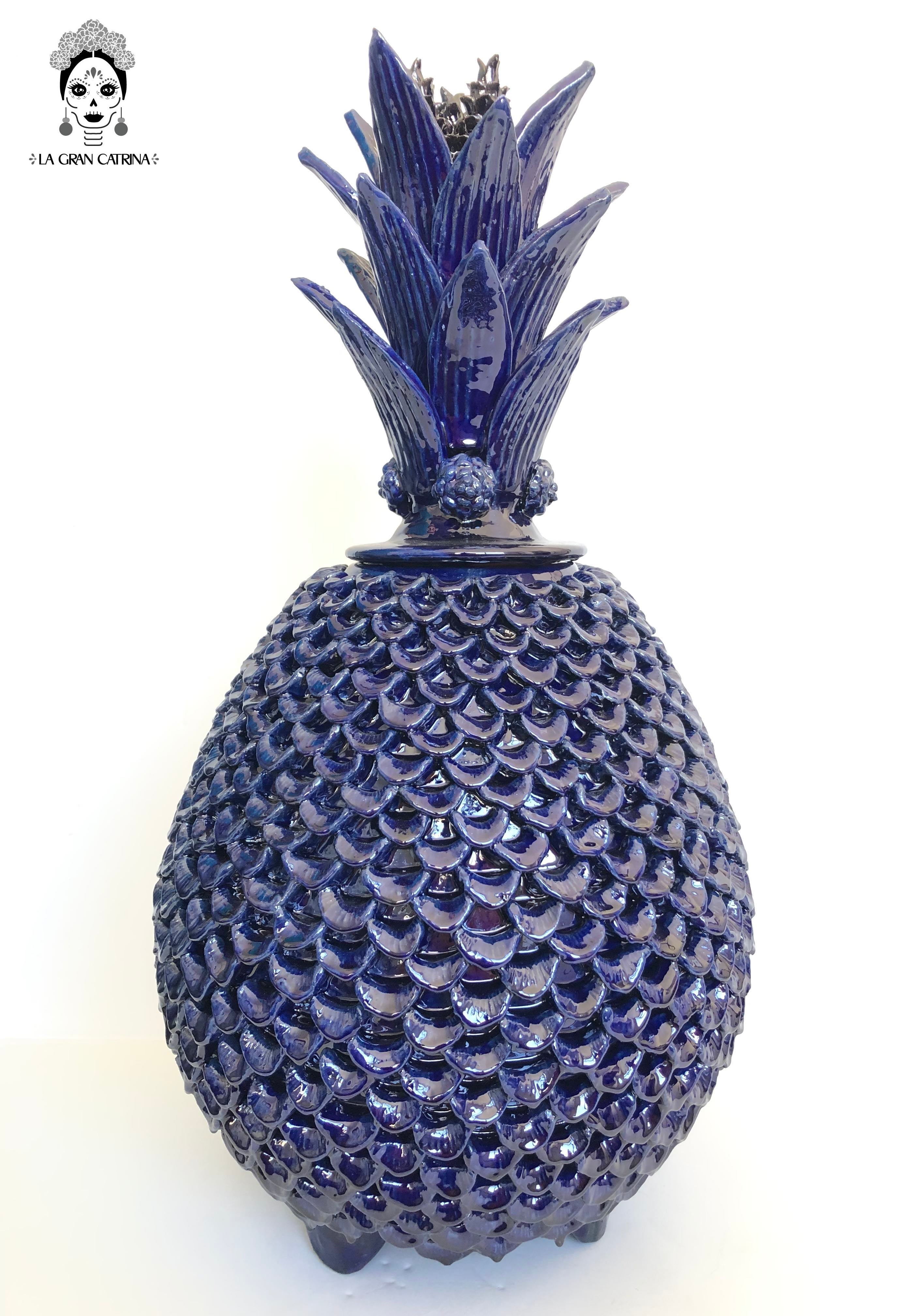 Michoacán Clay Pineapple - 26 in. - Petals Bluees Juan Gtz