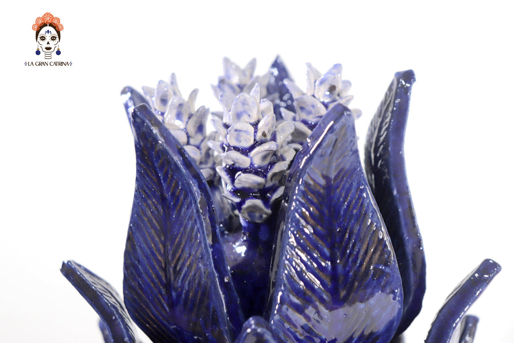 Blue Pineapple with Leaves of curved lid - 20 in. - Made to Order Juan Gtz