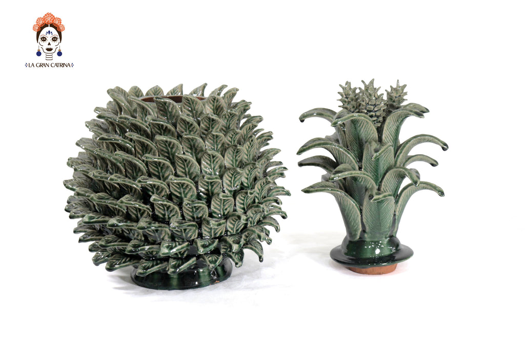 Green Pineapple with Leaves of curved lid - 20 in. Juan Gtz