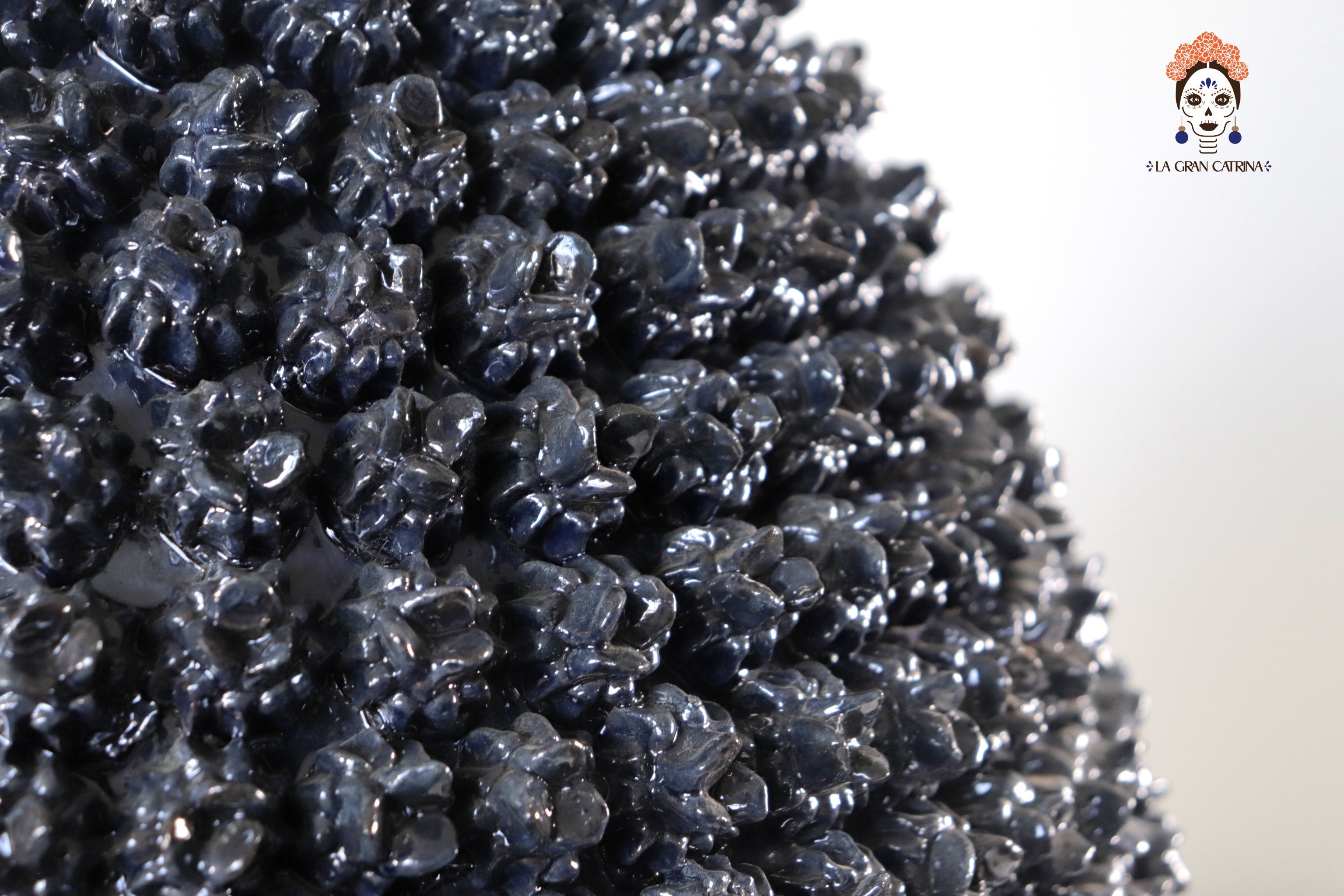 Michoacán Clay Pineapple - Blue Contest with Small Flowers - 27.1 in. Celia SJG