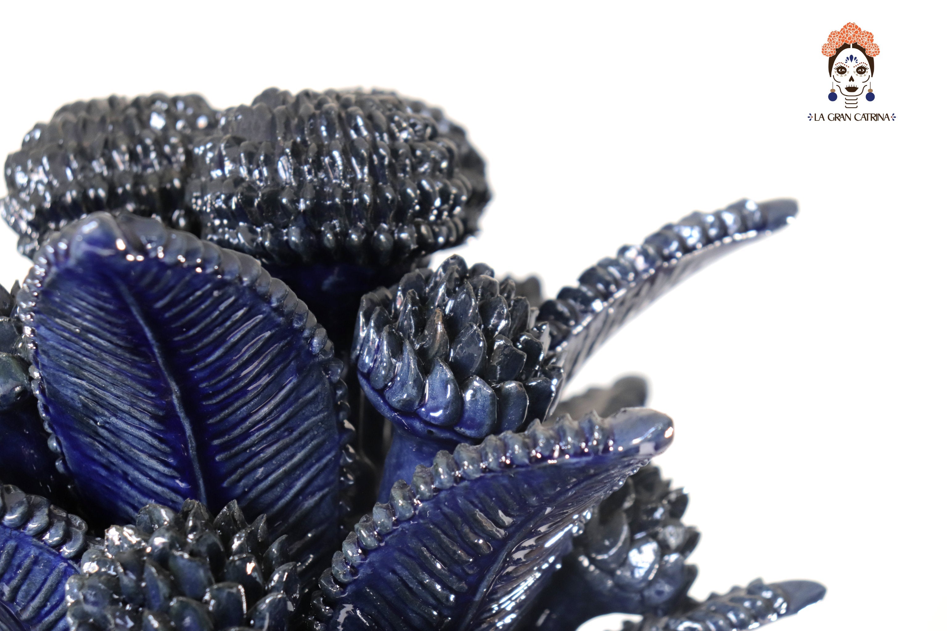 Michoacán Clay Pineapple - Blue Contest with Small Flowers - 27.1 in. Celia SJG