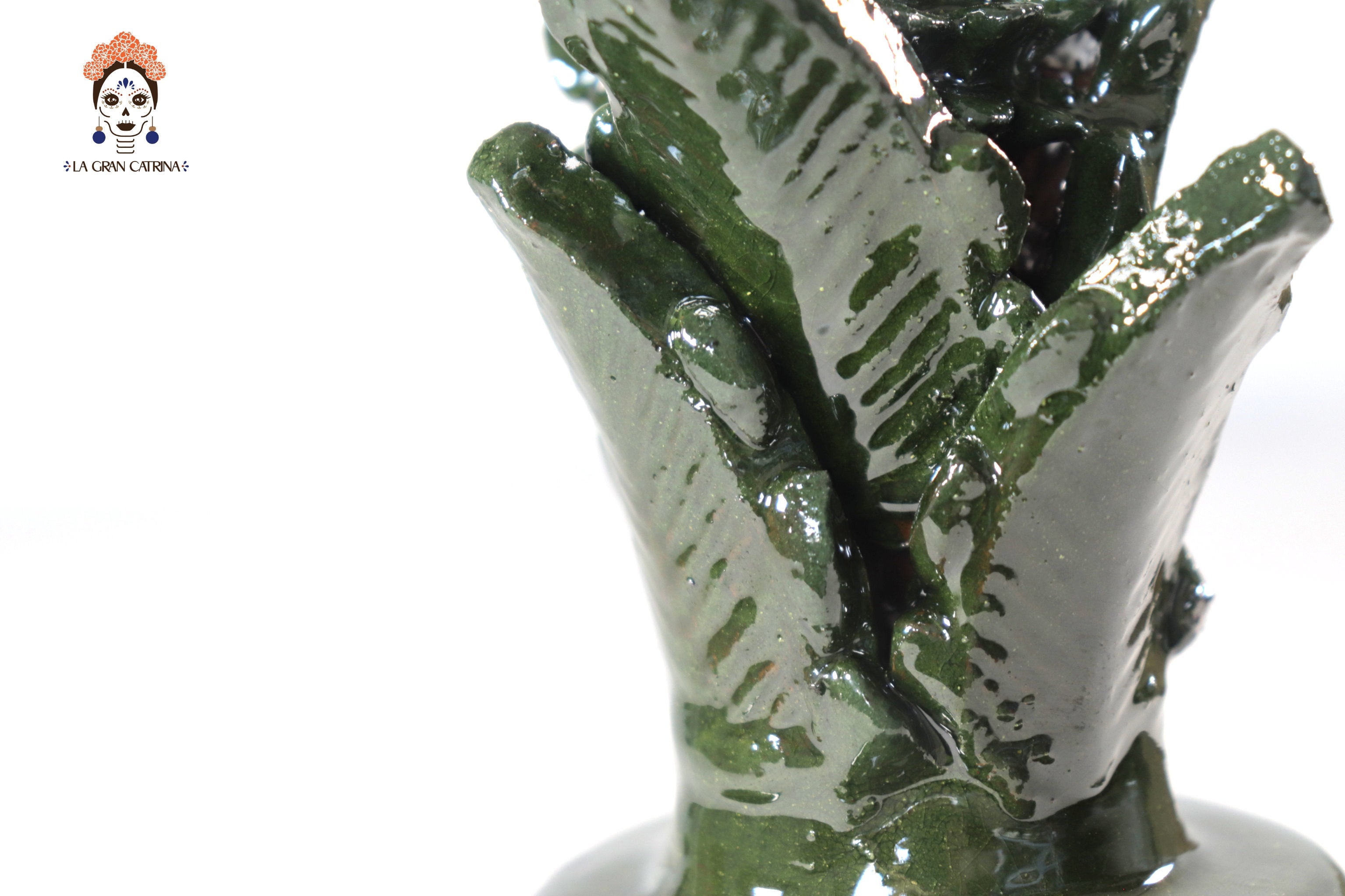 Glazed Clay Pineapple - Spikes Green - 7.7 in. Juan Gtz
