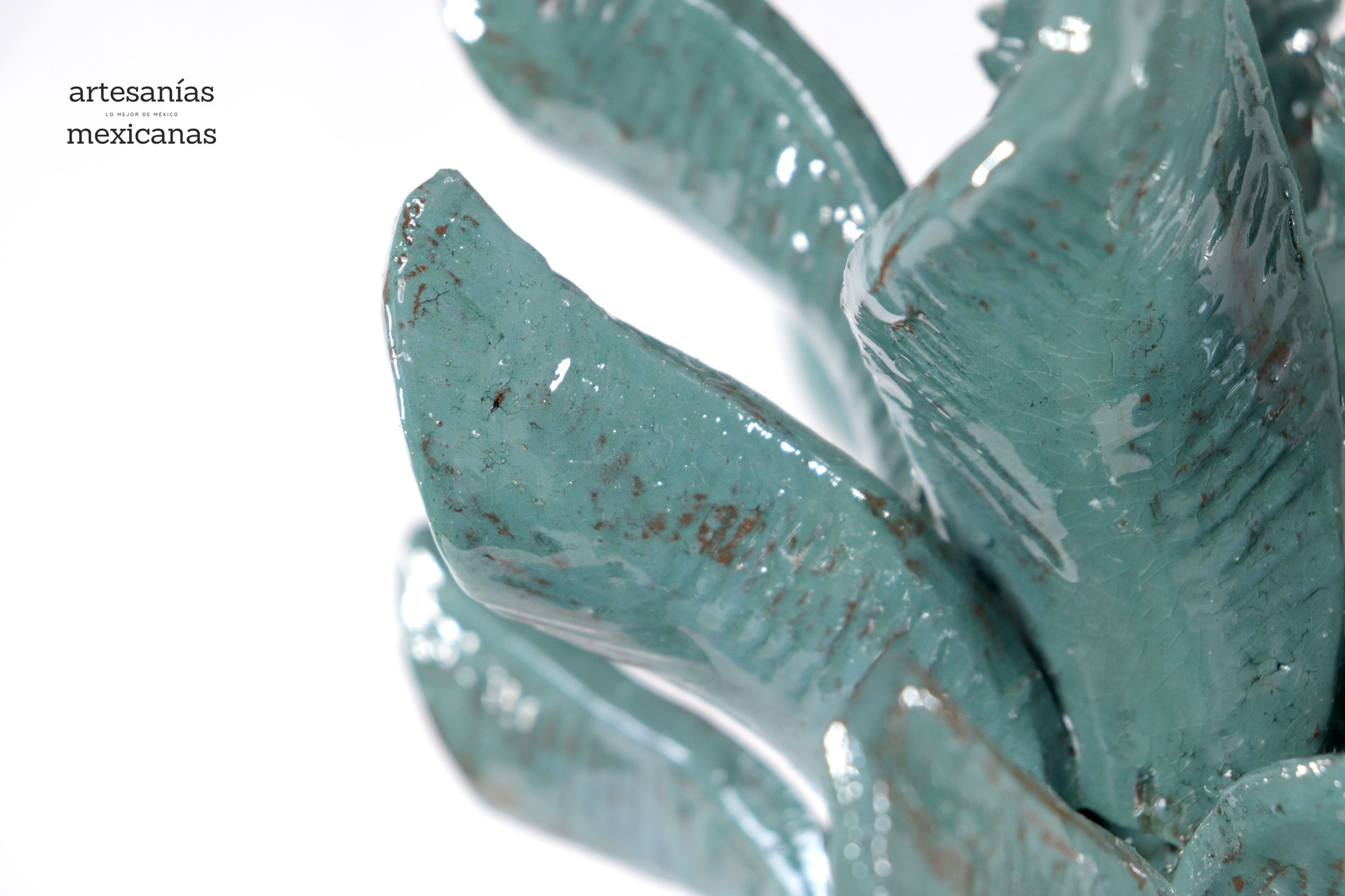 Turquoise Pineapple of tejido with Wavy Lid - 20 in. - Made to Order Juan Gtz