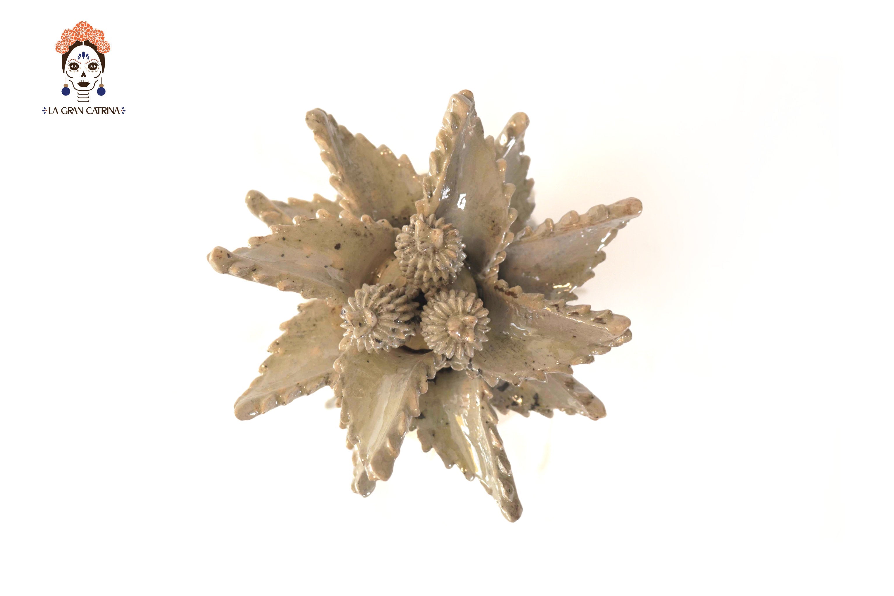 Michoacán Clay Pineapple - Beige Barrel Cactus with Special Lid - 21 in. Juan Gtz