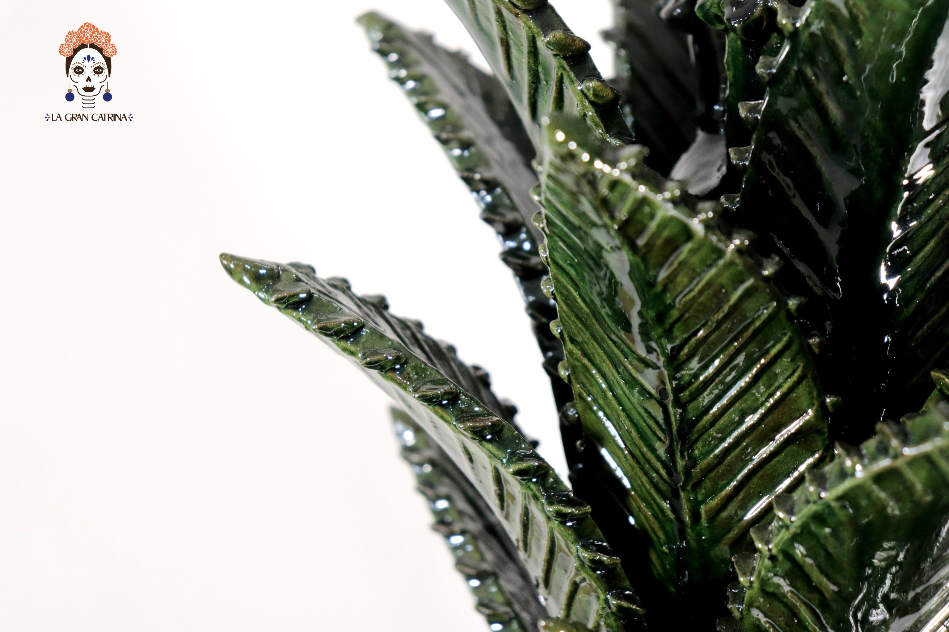Michoacán Clay Pineapple - 27.5 in. - Green Juan Gtz