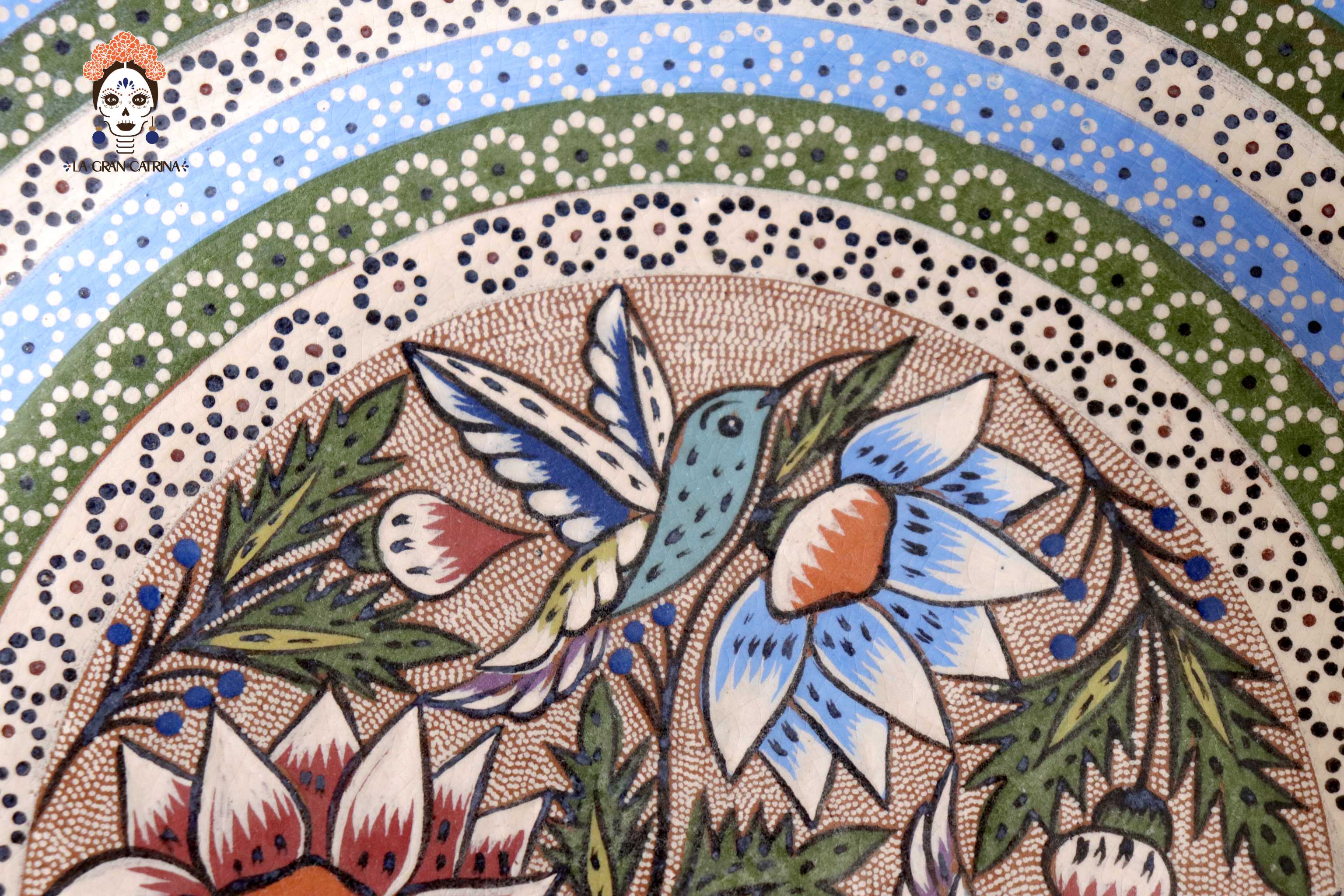 Plato with Flowers and Colibríes - 10.6 in. diámetro Punteado Capula