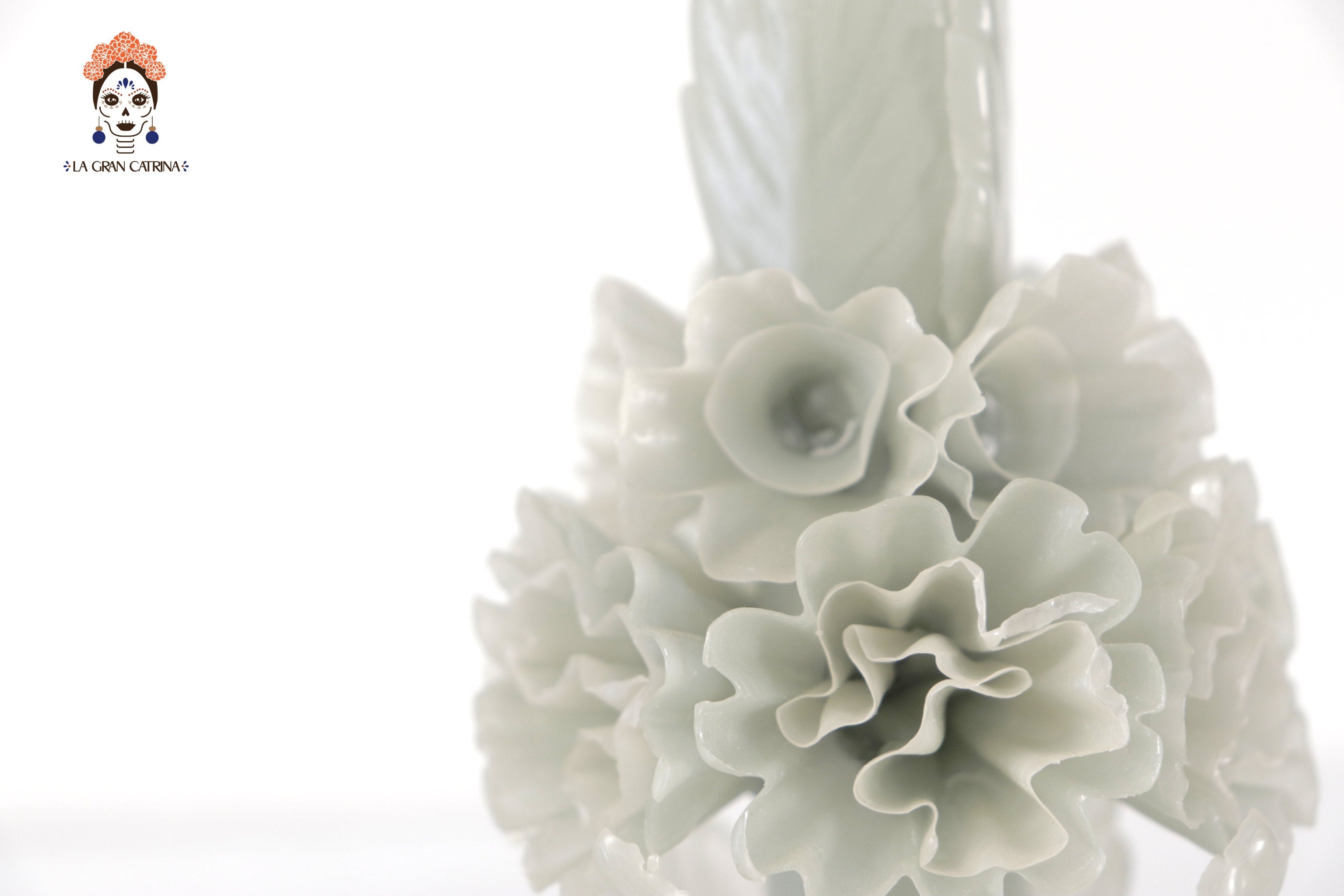 Sculpted Candle - Decorative Flowers White Olive - 11 in. Viviana