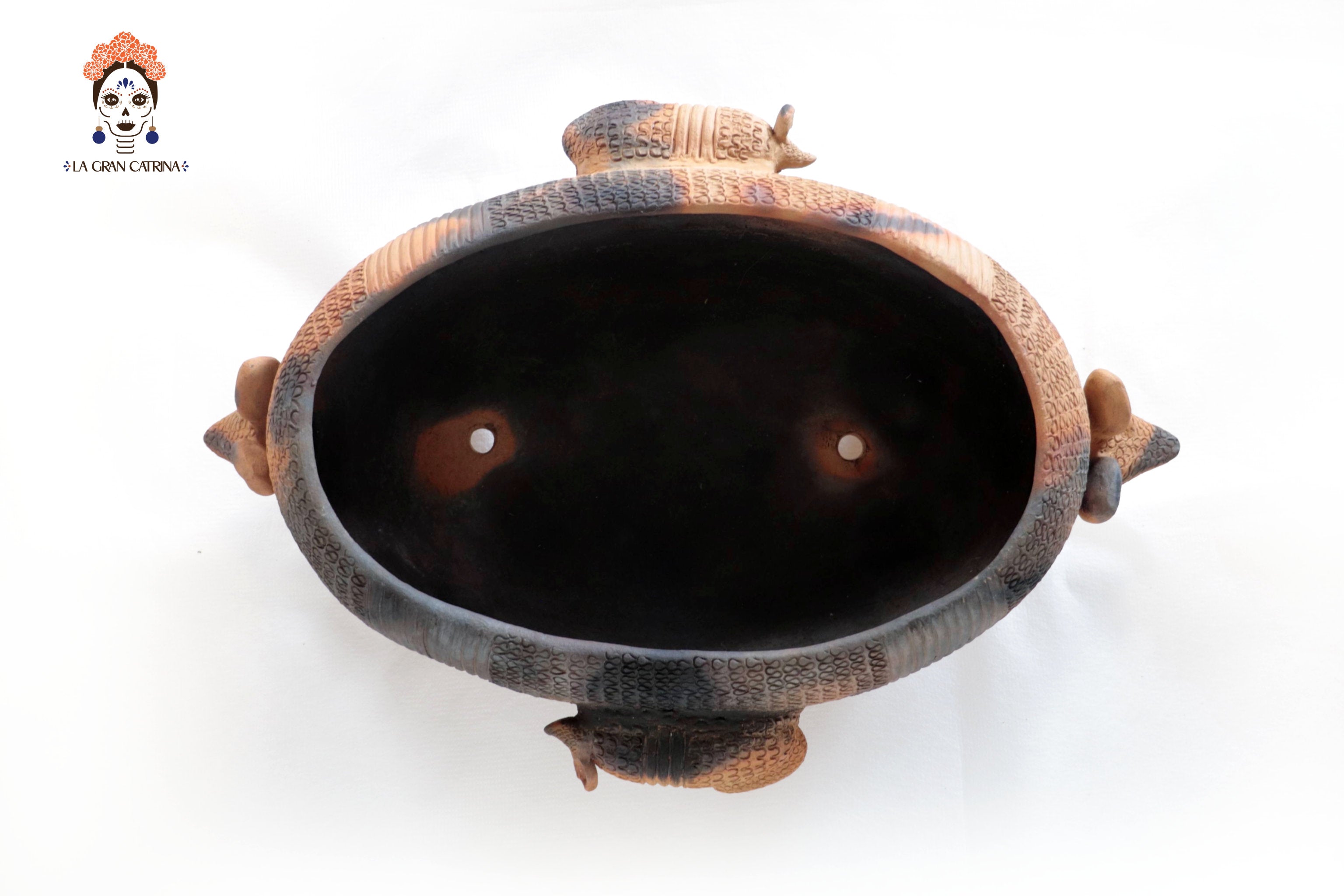 Armadillo of Natural Clay - 24.8 in. Zipiajo