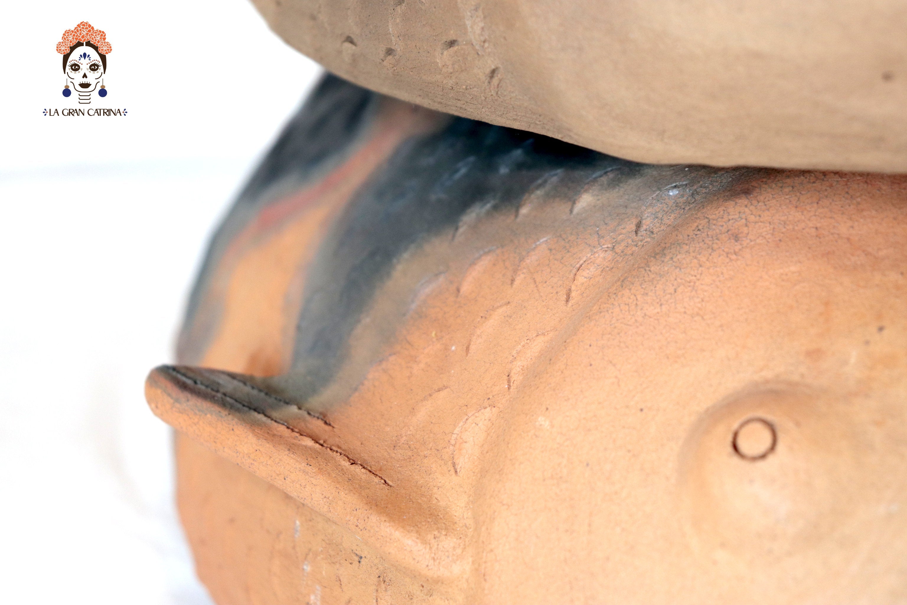 Tower of Fish of Natural Clay - 30.7 in. Zipiajo