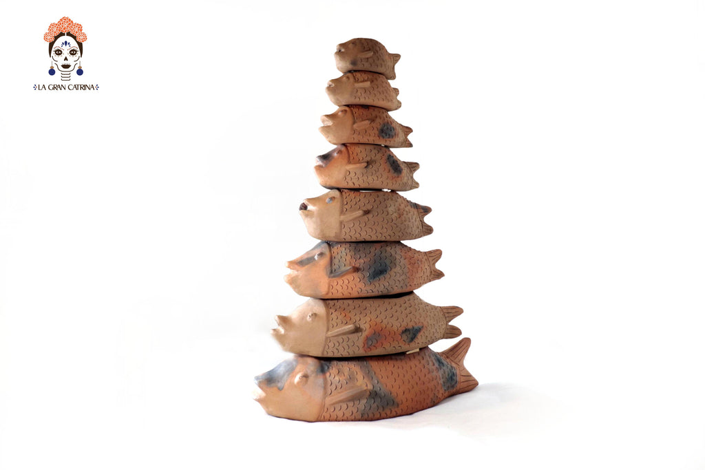 Tower of Fish of Natural Clay - 30.7 in. Zipiajo