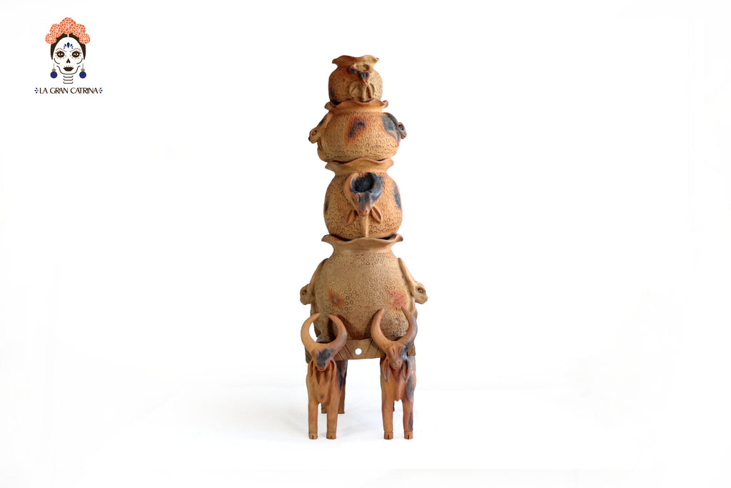 Tower of Bulls of Natural Clay - 37 in. Zipiajo