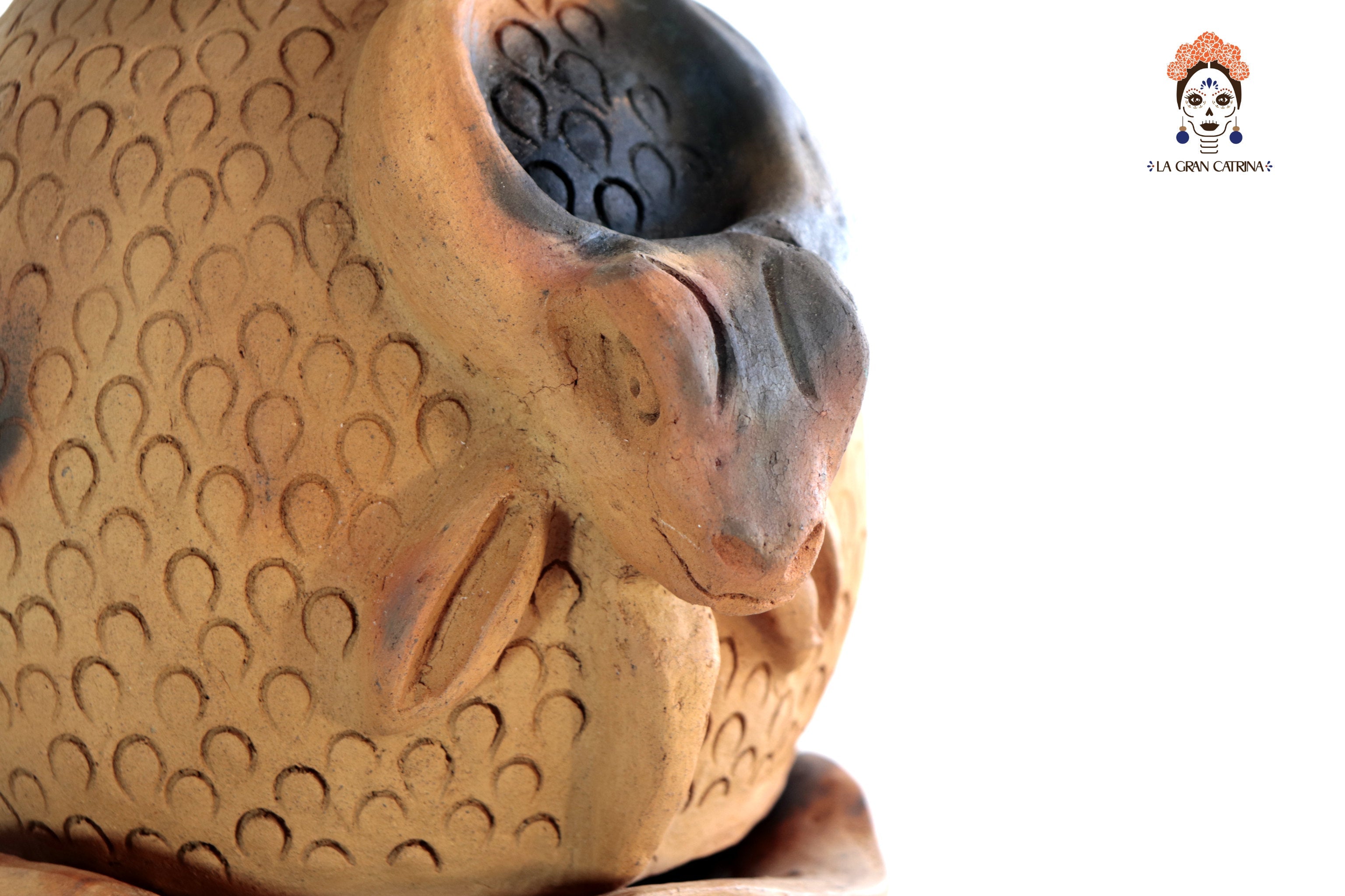 Tower of Bulls of Natural Clay - 37 in. Zipiajo
