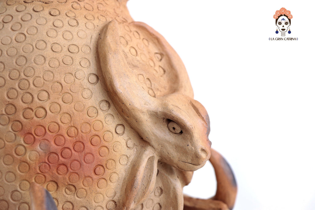 Tower of Bulls of Natural Clay - 37 in. Zipiajo