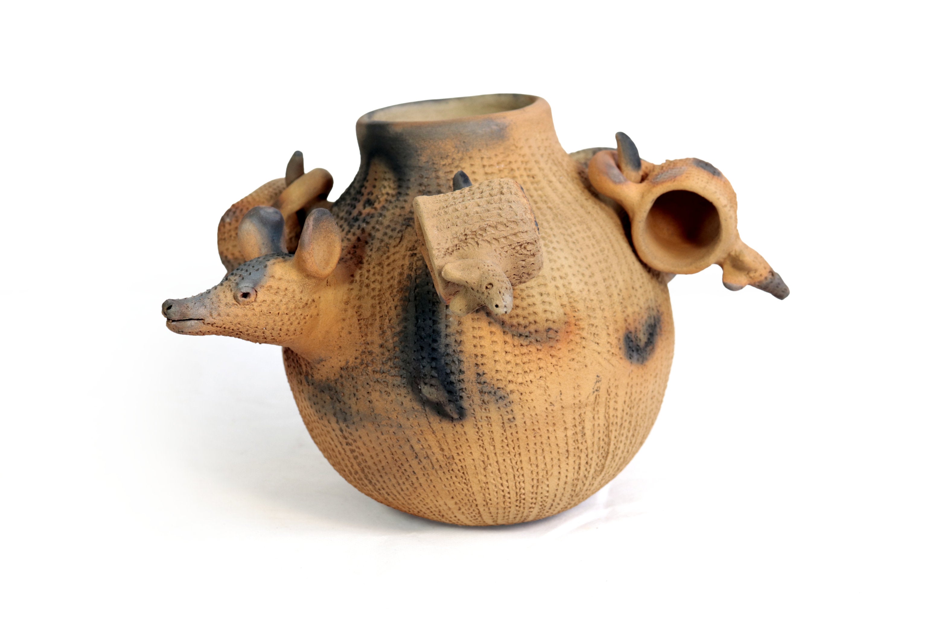 Anteater Punch Bowl of Natural Clay - 14.1 in. Zipiajo