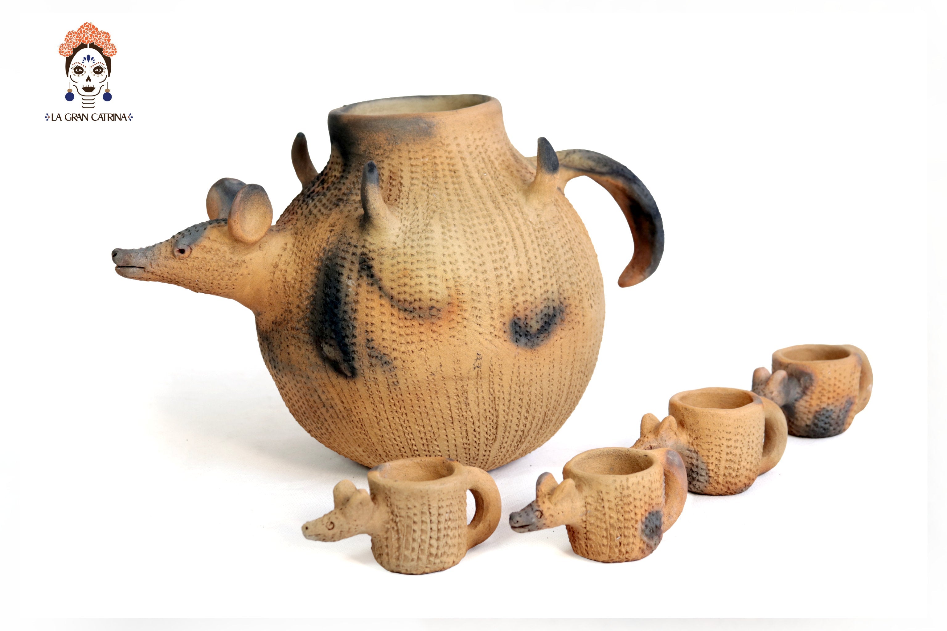 Anteater Punch Bowl of Natural Clay - 14.1 in. Zipiajo
