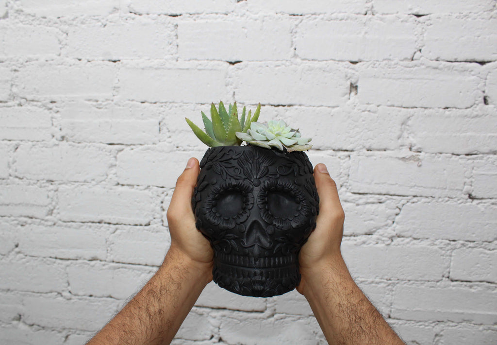 Planter black large of Skull Style Catrina Brenda Capula