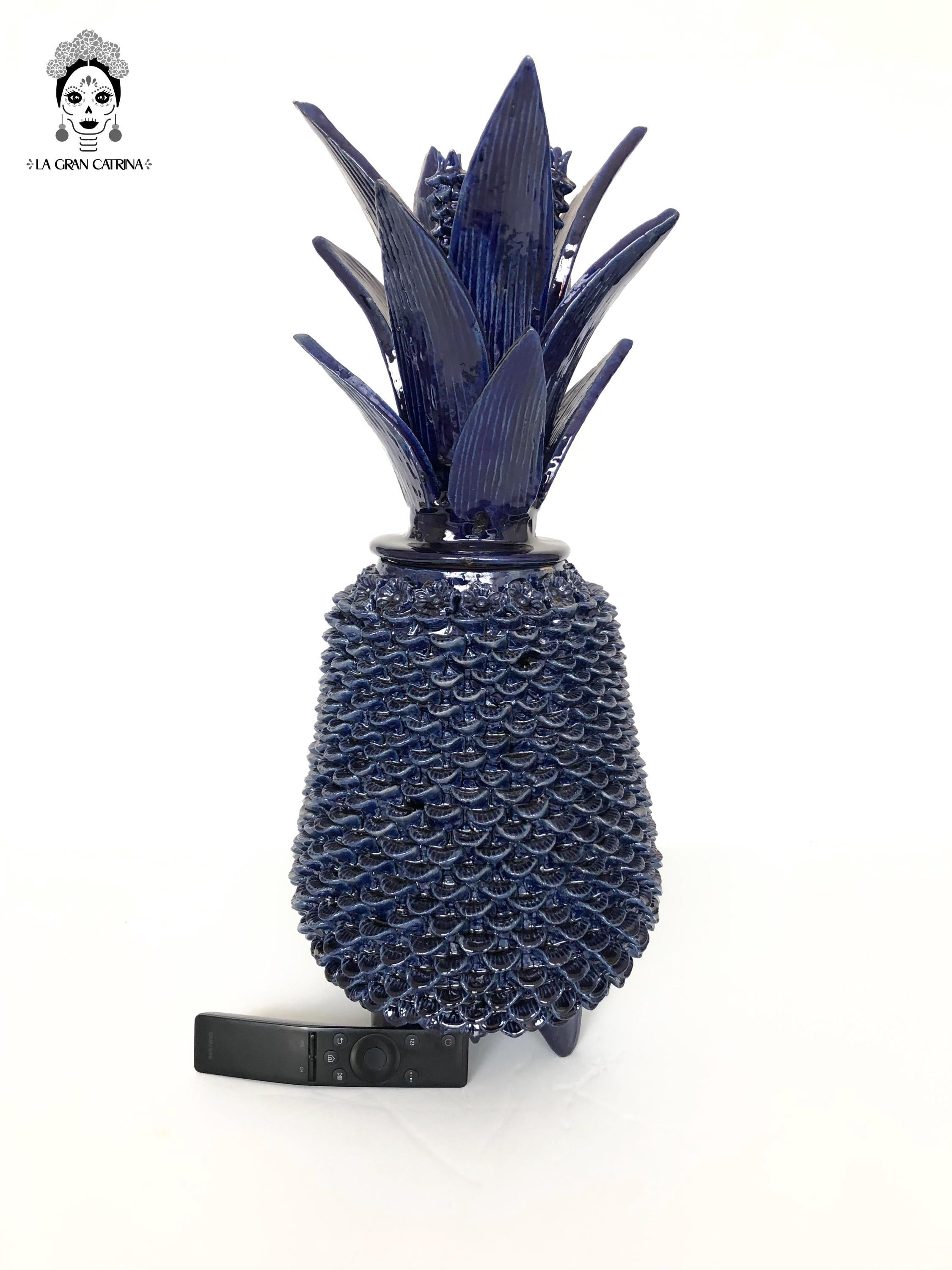 Michoacán Clay Pineapple - Papaya Blue - 22 in. Juan Gtz