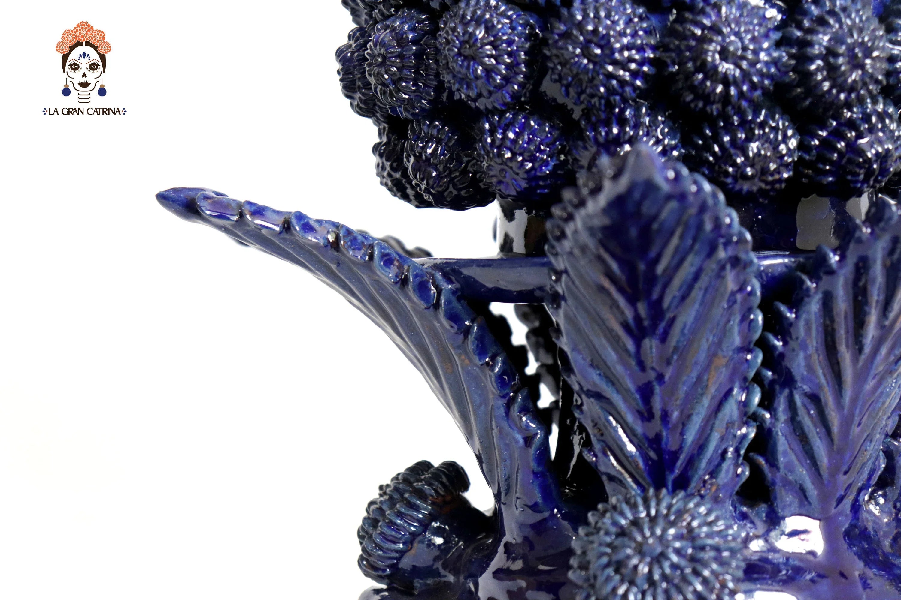 Michoacán Pineapple of Contest blue - 20 in. - in. Production Juan Gtz
