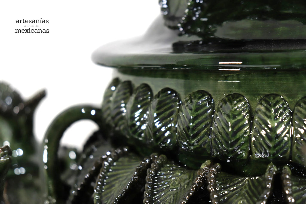 Ponchera green with Leaves vidriada with jarritos Clay - 20 in. Viejitos SJG