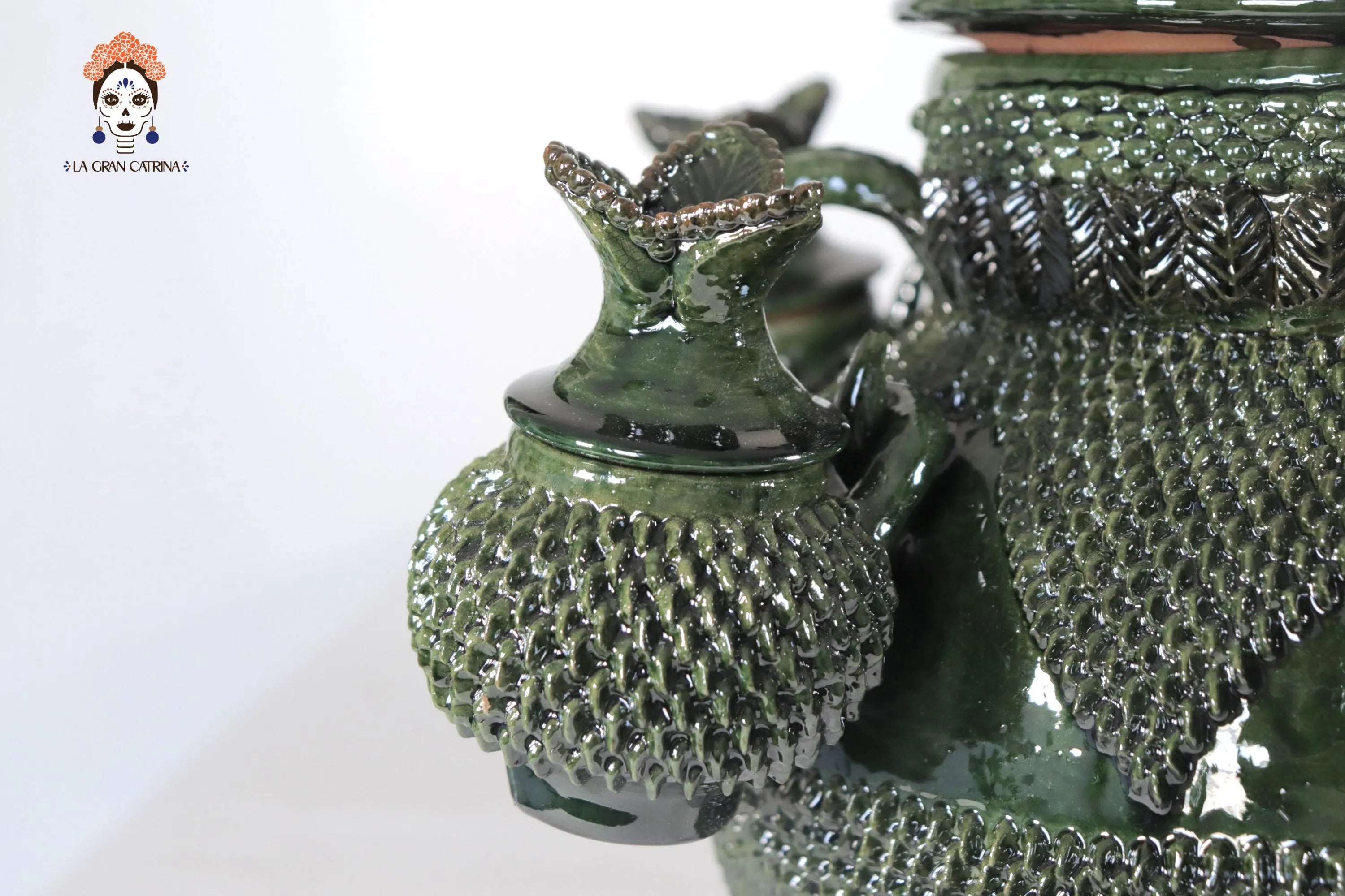 Ponchera of tejido green with jarritos Clay - 14.9 in. Viejitos SJG