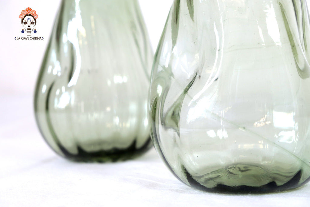 Blown Glass Tumbler Green Oliva 6.6 in. Vidrio Soplado