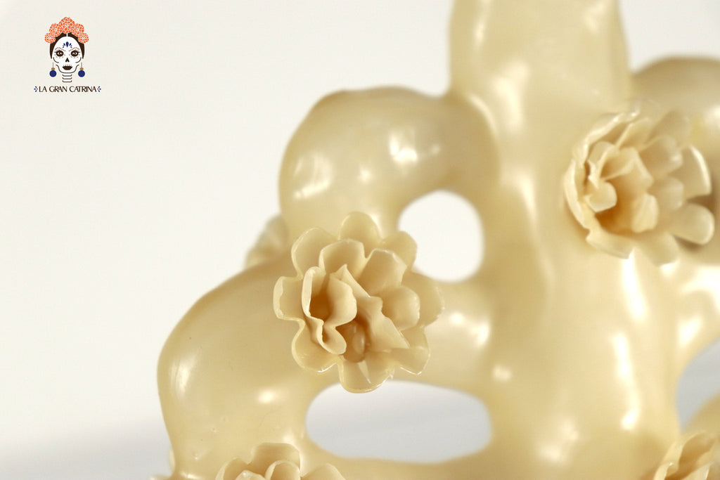 Sculpted Candle - Tree Life - 7 in. Viviana