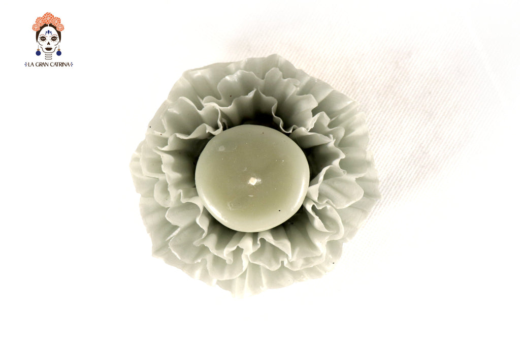 Sculpted Candle - Petals Green Small - 3.9 in. Viviana
