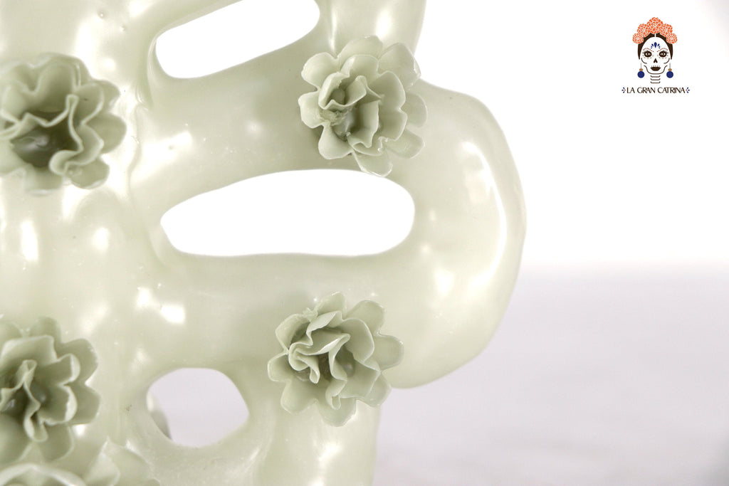 Sculpted Candle - Tree Life Green - 7 in. Viviana